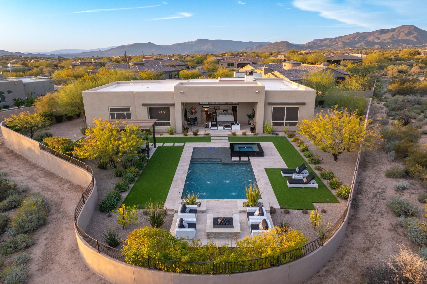  8555 E Eagle Claw Drive  Scottsdale, AZ - 物件實景