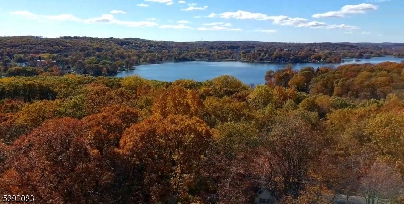 Hopatcong Boro, New Jersey, 07874, United States, 3 Bedrooms Bedrooms, ,2 BathroomsBathrooms,Residential,For Sale,1993273