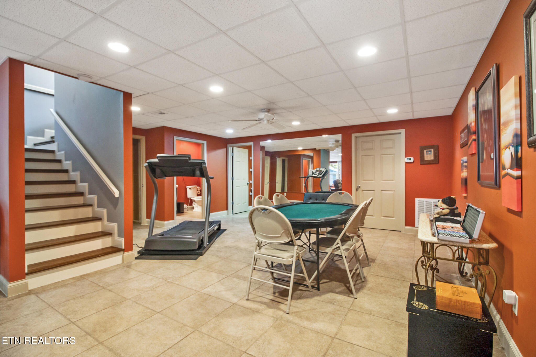Crossville, Tennessee, 38558, United States, 3 Bedrooms Bedrooms, ,4 BathroomsBathrooms,Residential,For Sale,1930230
