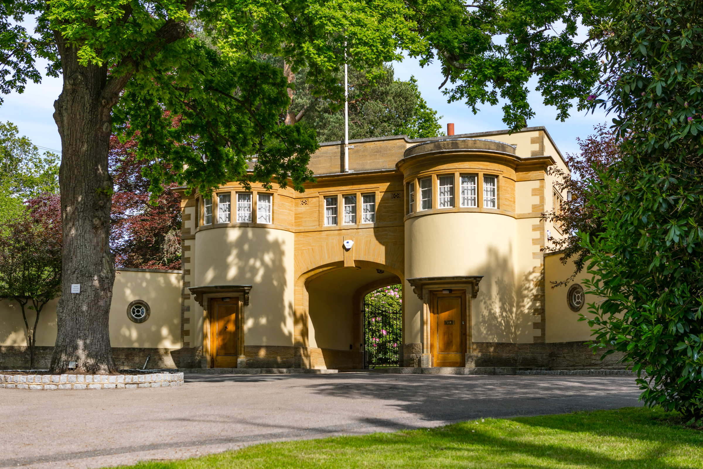  A Landmark Art Deco Estate on St George’s Hill - 物件實景
