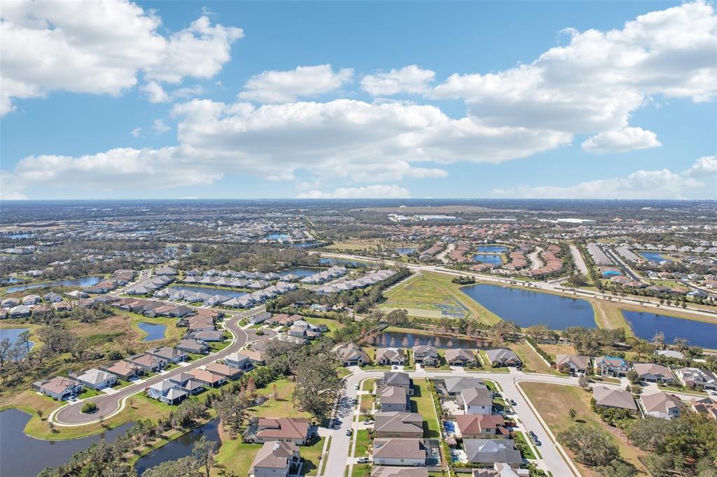 Bradenton, Florida, 34211, United States, 6 Bedrooms Bedrooms, ,4 BathroomsBathrooms,Residential,For Sale,1692676