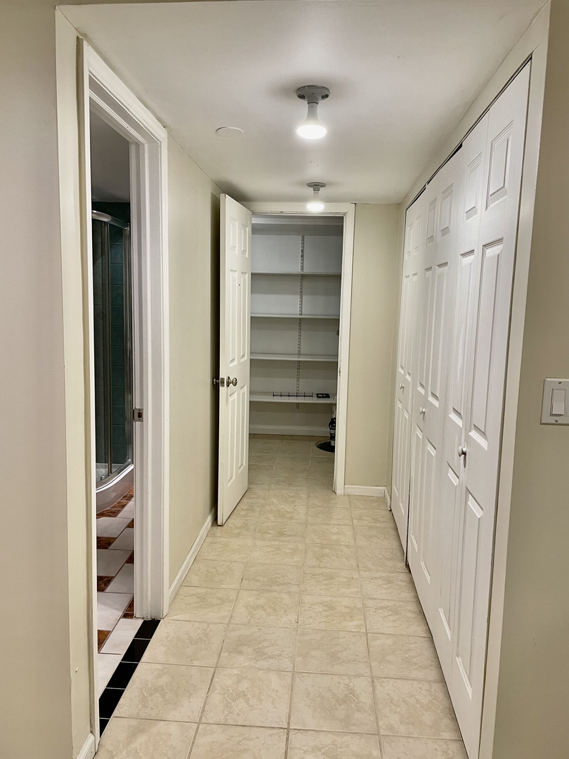 Skokie, Illinois, 60076, United States, 3 Bedrooms Bedrooms, ,3 BathroomsBathrooms,Residential,For Sale,1932038