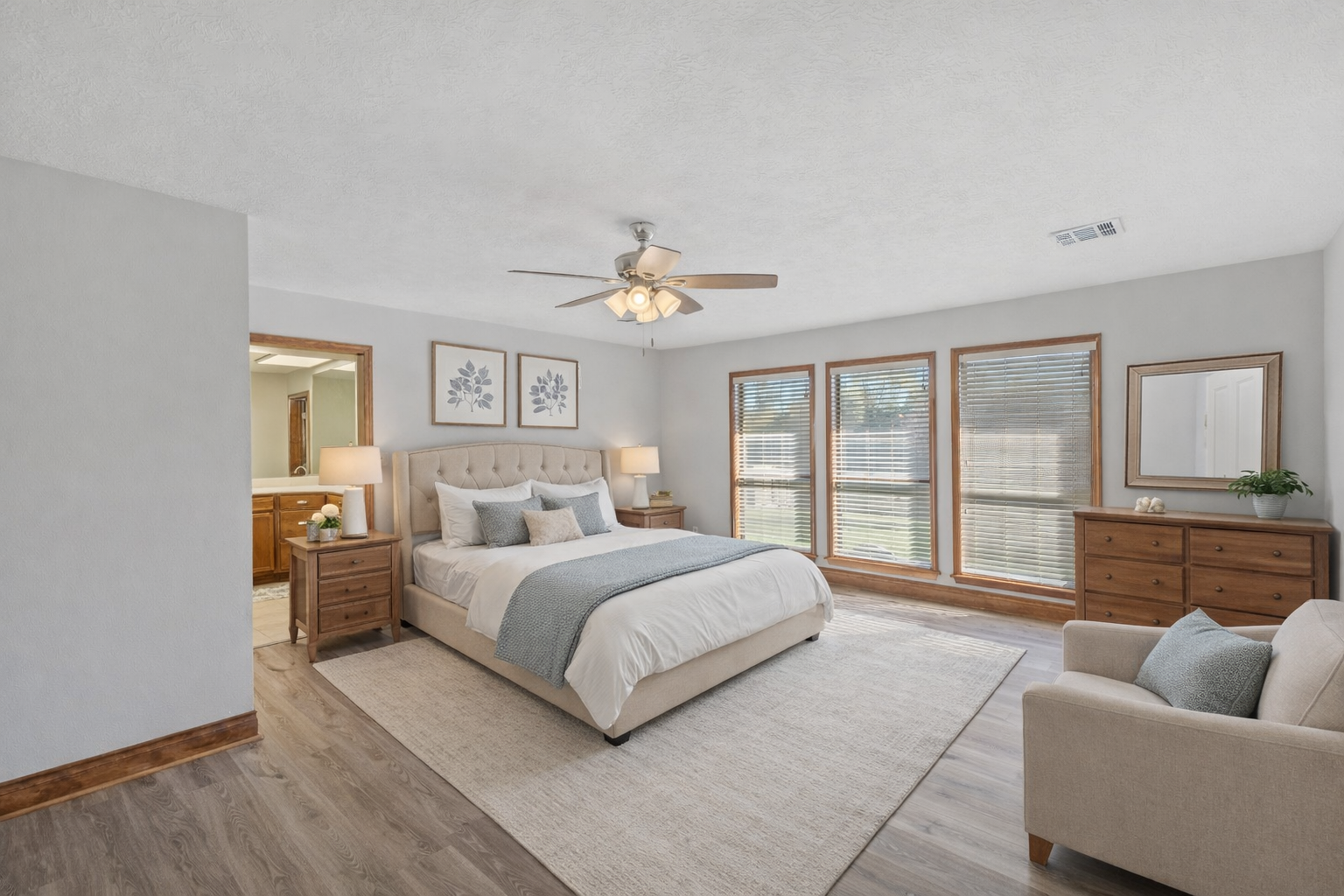 Lake Charles, Louisiana, 70601, United States, 4 Bedrooms Bedrooms, ,3 BathroomsBathrooms,Residential,For Sale,2005290