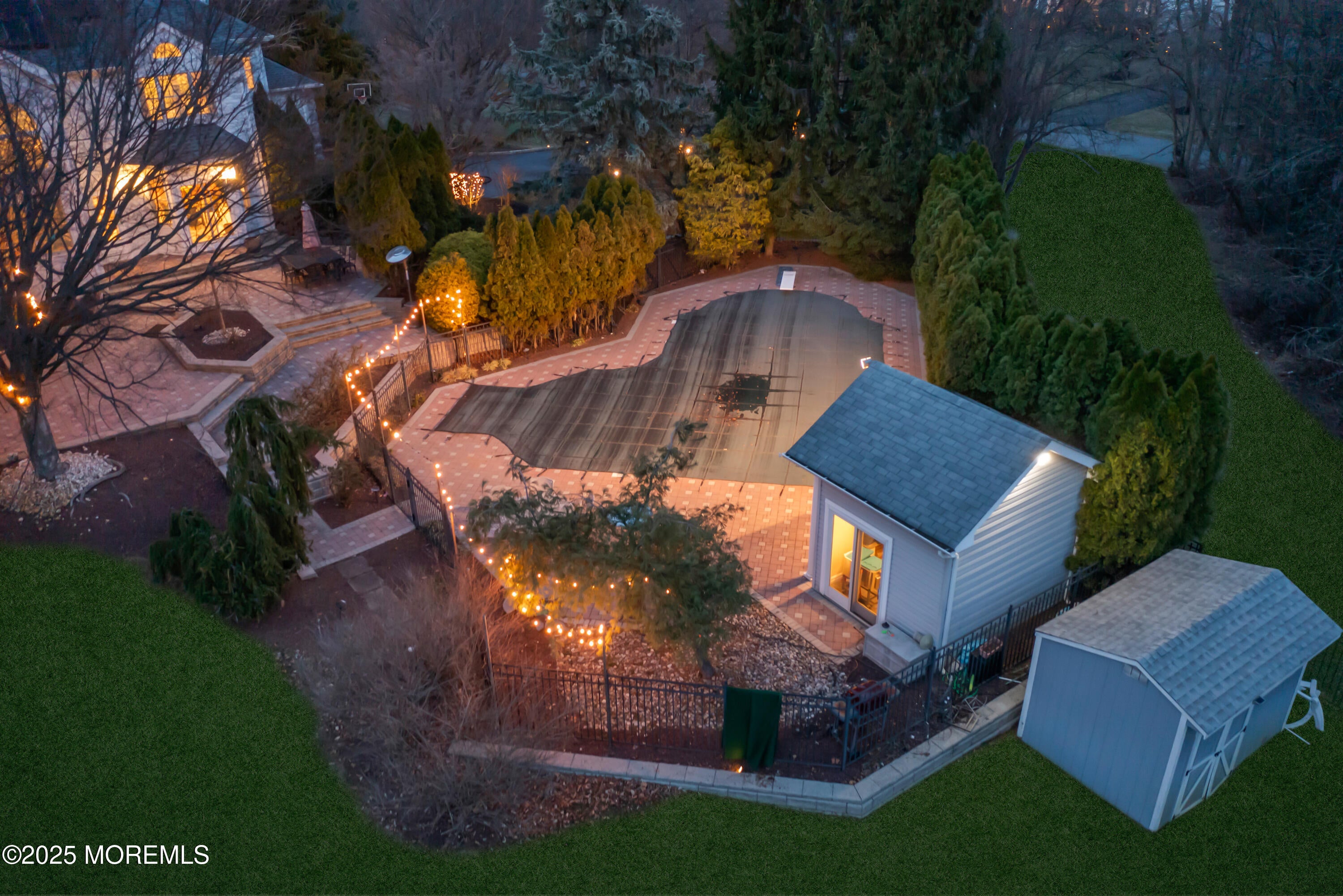 Manalapan, New Jersey, 07726, United States, 6 Bedrooms Bedrooms, ,5 BathroomsBathrooms,Residential,For Sale,1976013