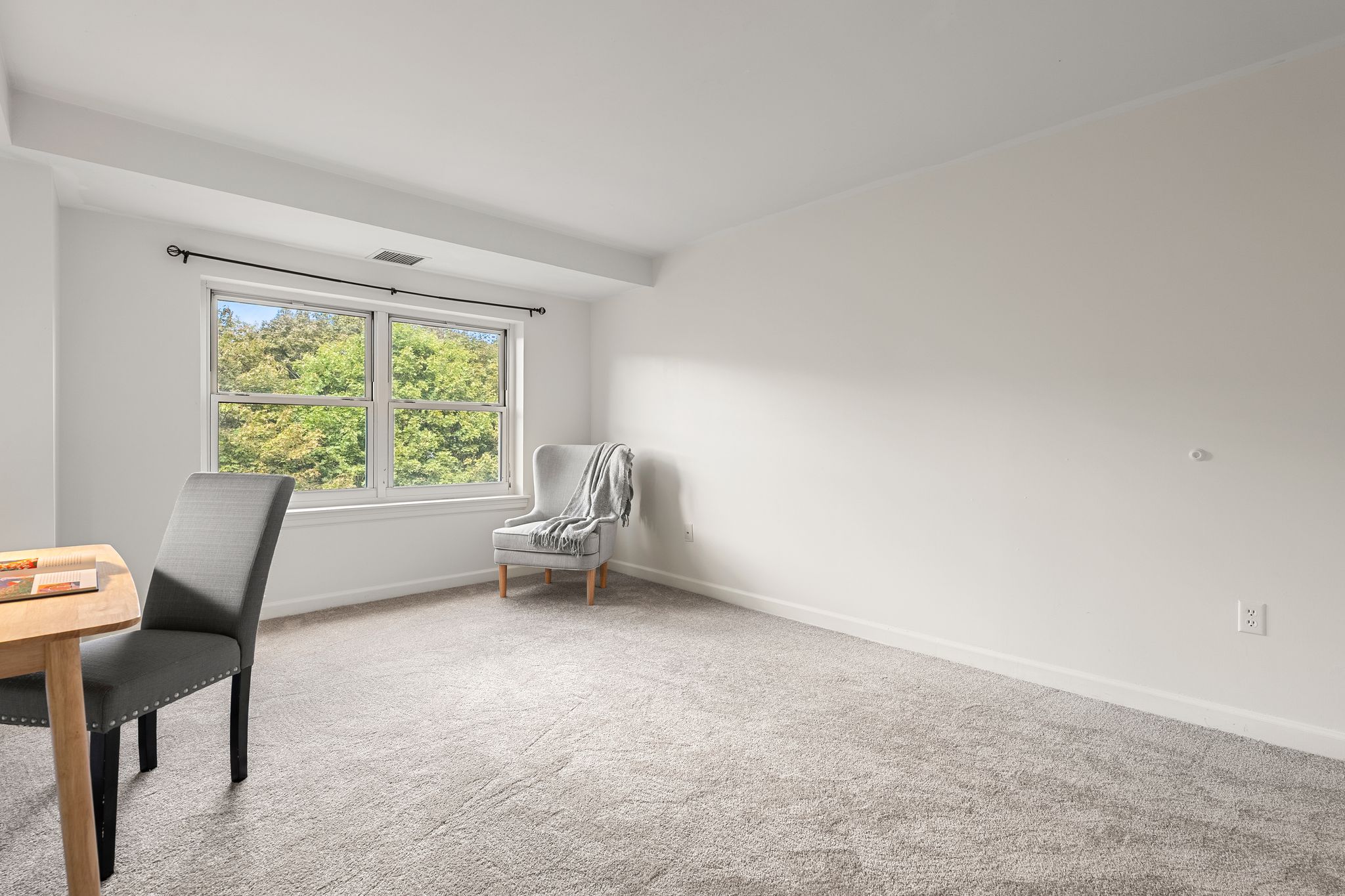 1 Watermill Place, Unit 426, Arlington, MA, 02476 - 物件實景