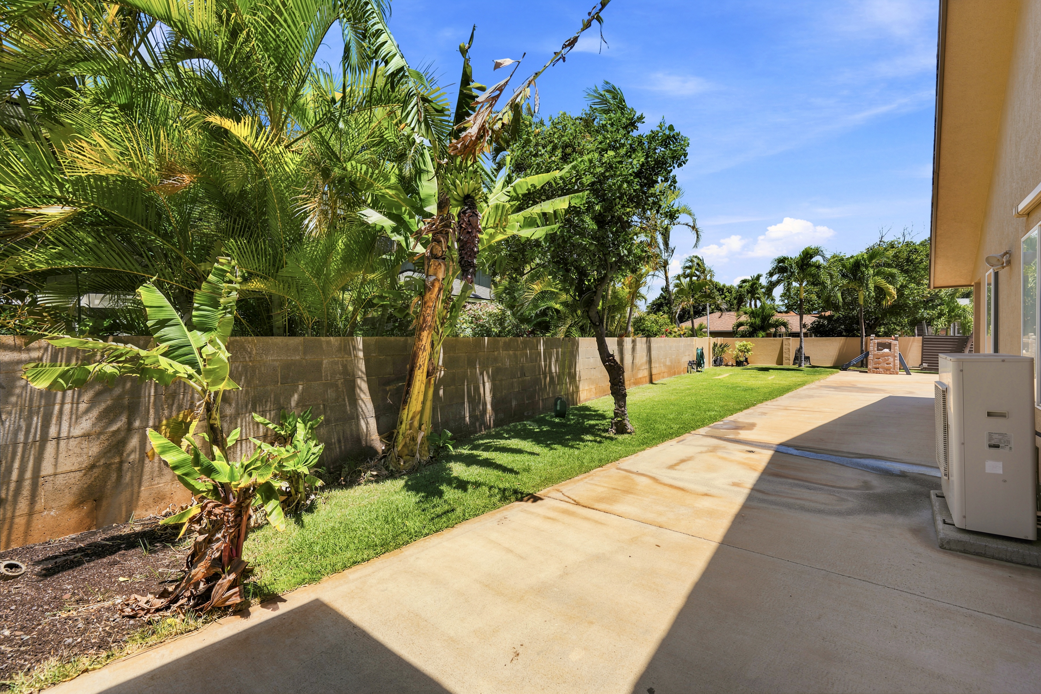  Spacious 5-Bedroom Home in Ka Ono Ulu Estates - 物件實景