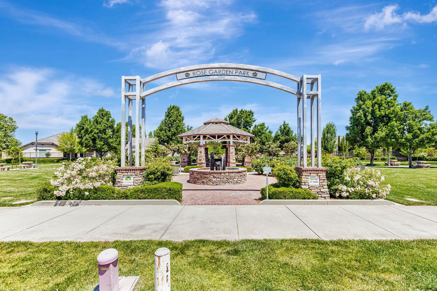 Elk Grove, California, 95757, United States, 2 Bedrooms Bedrooms, ,2 BathroomsBathrooms,Residential,For Sale,1901931