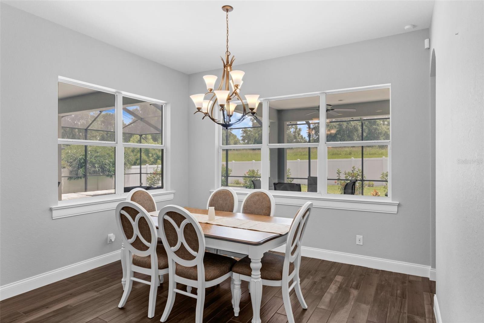 LAKELAND, Florida, 33813, United States, 5 Bedrooms Bedrooms, ,3 BathroomsBathrooms,Residential,For Sale,1937728