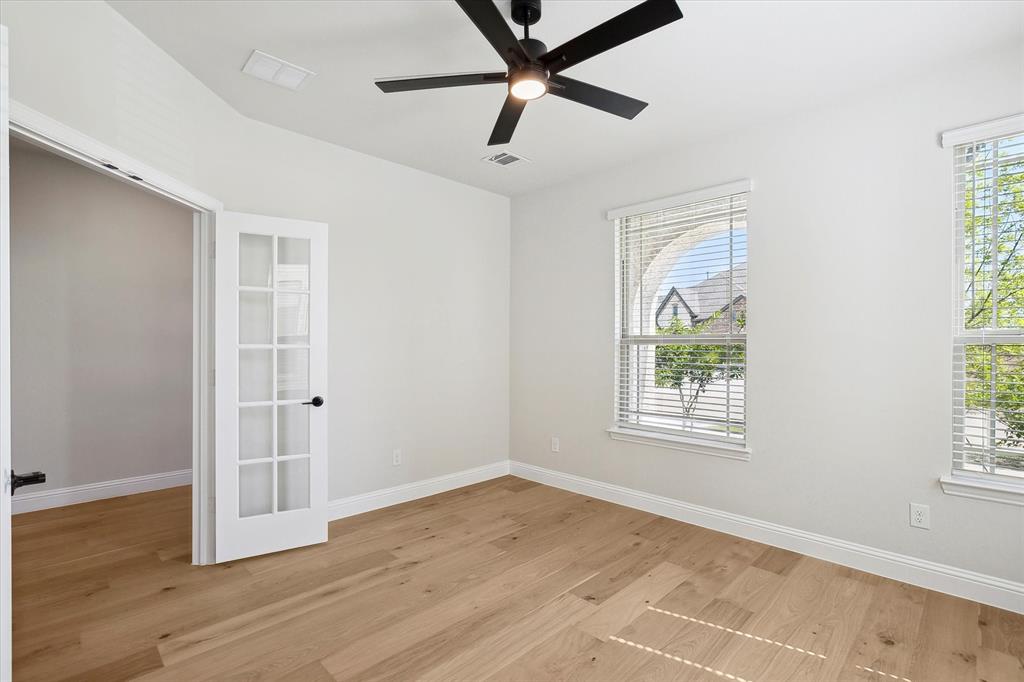 Aubrey, Texas, 76227, United States, 4 Bedrooms Bedrooms, ,3 BathroomsBathrooms,Residential,For Sale,1928697