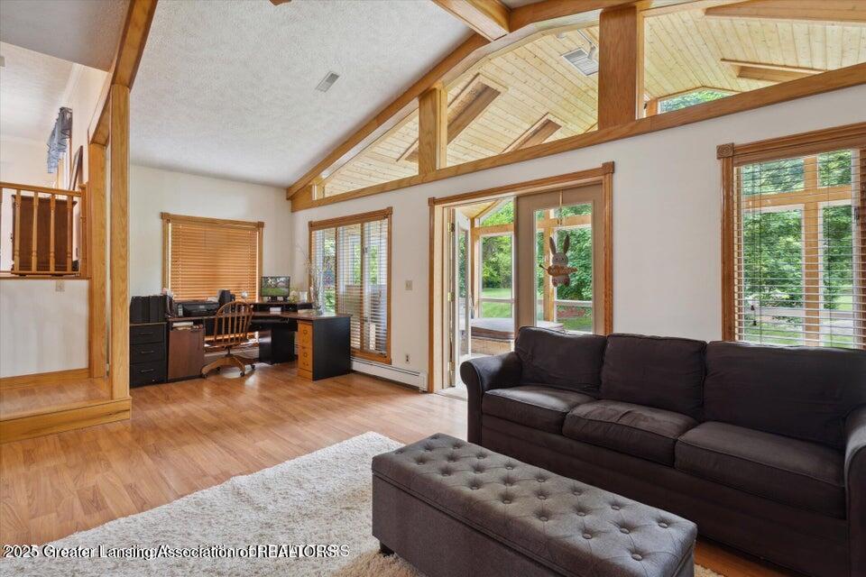 DeWitt, Michigan, 48820, United States, 4 Bedrooms Bedrooms, ,4 BathroomsBathrooms,Residential,For Sale,1911452