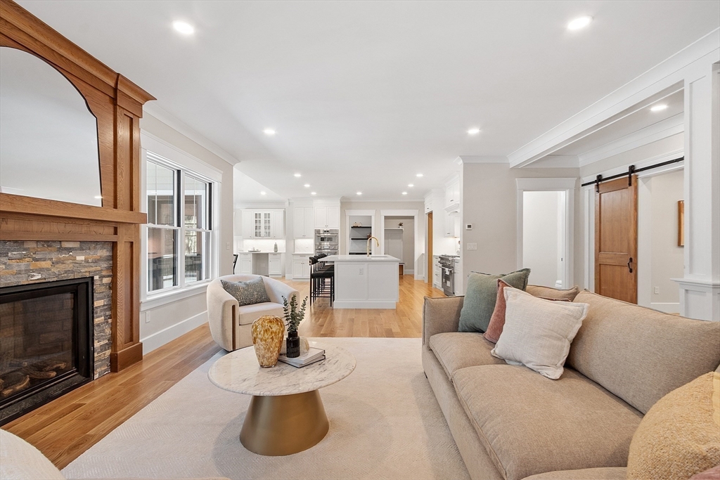 Carlisle, Massachusetts, 01741, United States, 5 Bedrooms Bedrooms, ,6 BathroomsBathrooms,Residential,For Sale,1792781
