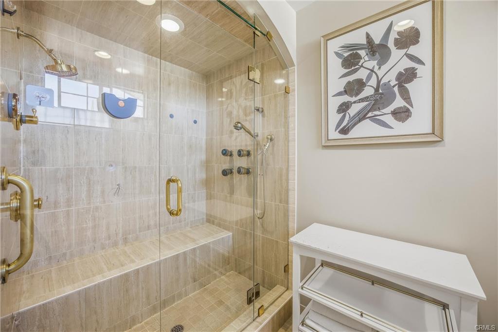 Redlands, California, 92373, United States, 5 Bedrooms Bedrooms, ,5 BathroomsBathrooms,Residential,For Sale,2012094