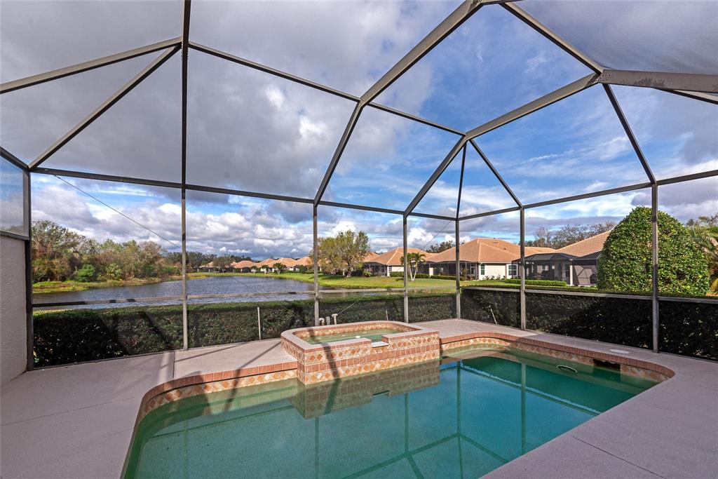 Lakewood Ranch, Florida, 34202, United States, 3 Bedrooms Bedrooms, ,2 BathroomsBathrooms,Residential,For Sale,1720729