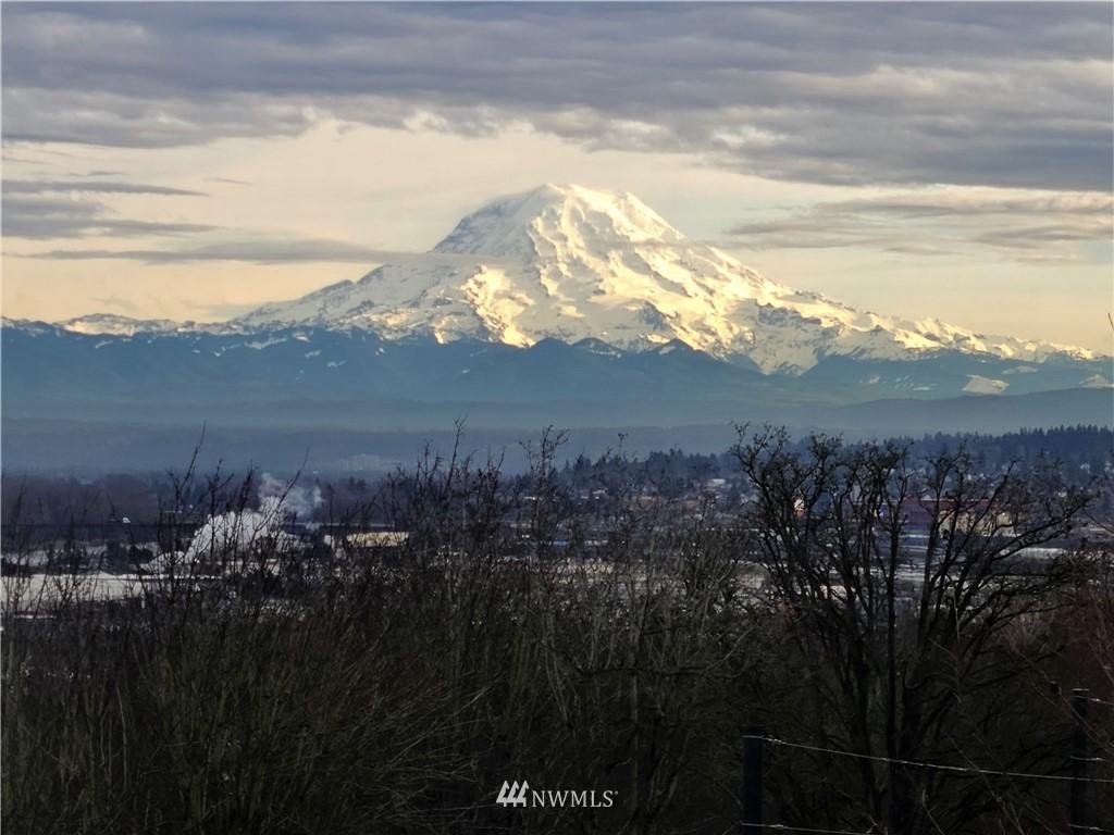 35 BROADWAY 1, TACOMA, Washington, 98402, United States, 3 Bedrooms Bedrooms, ,3 BathroomsBathrooms,Residential,For Sale,35 BROADWAY 1,1625903