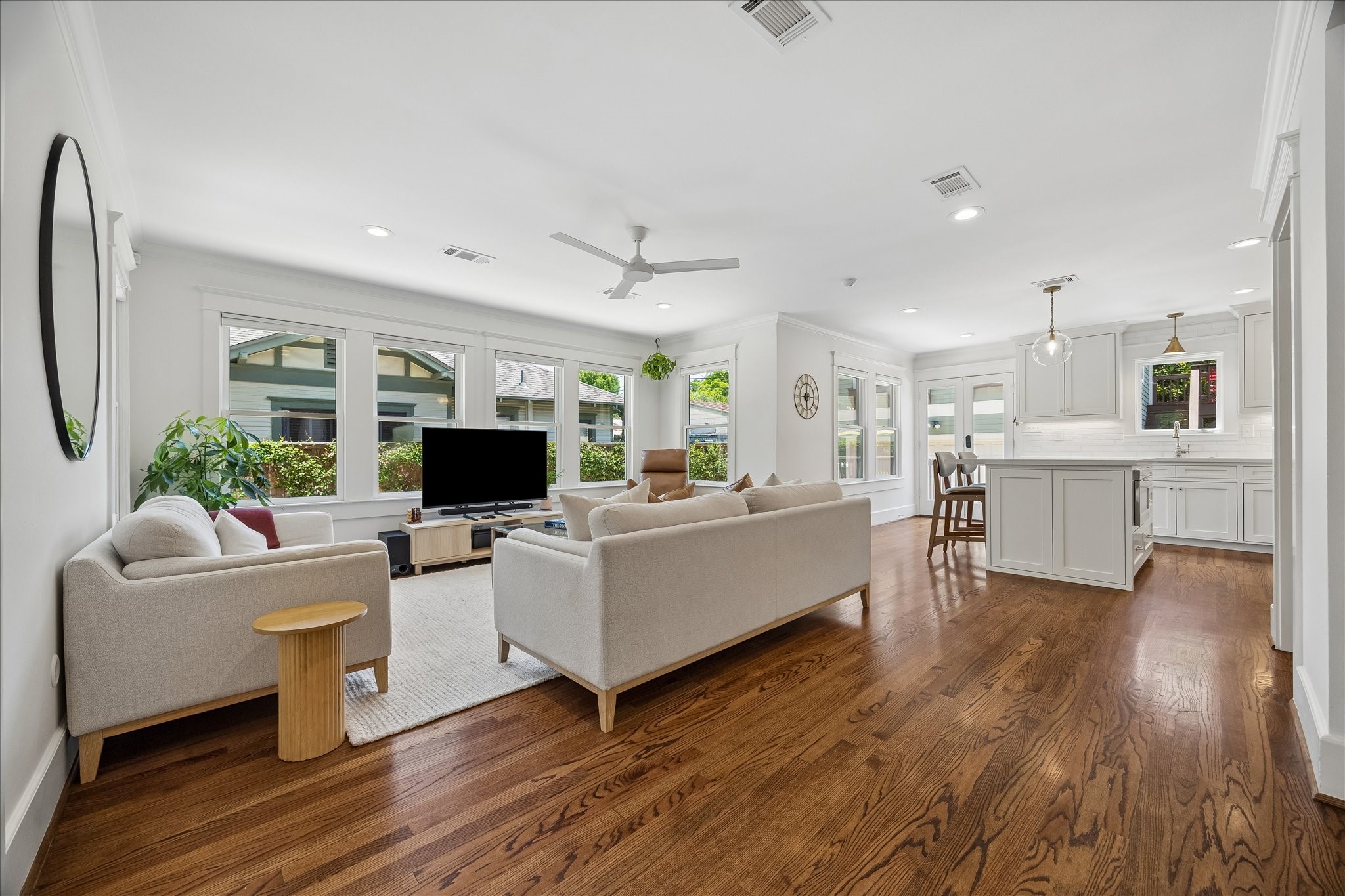  816 W Cottage Street - 物件實景