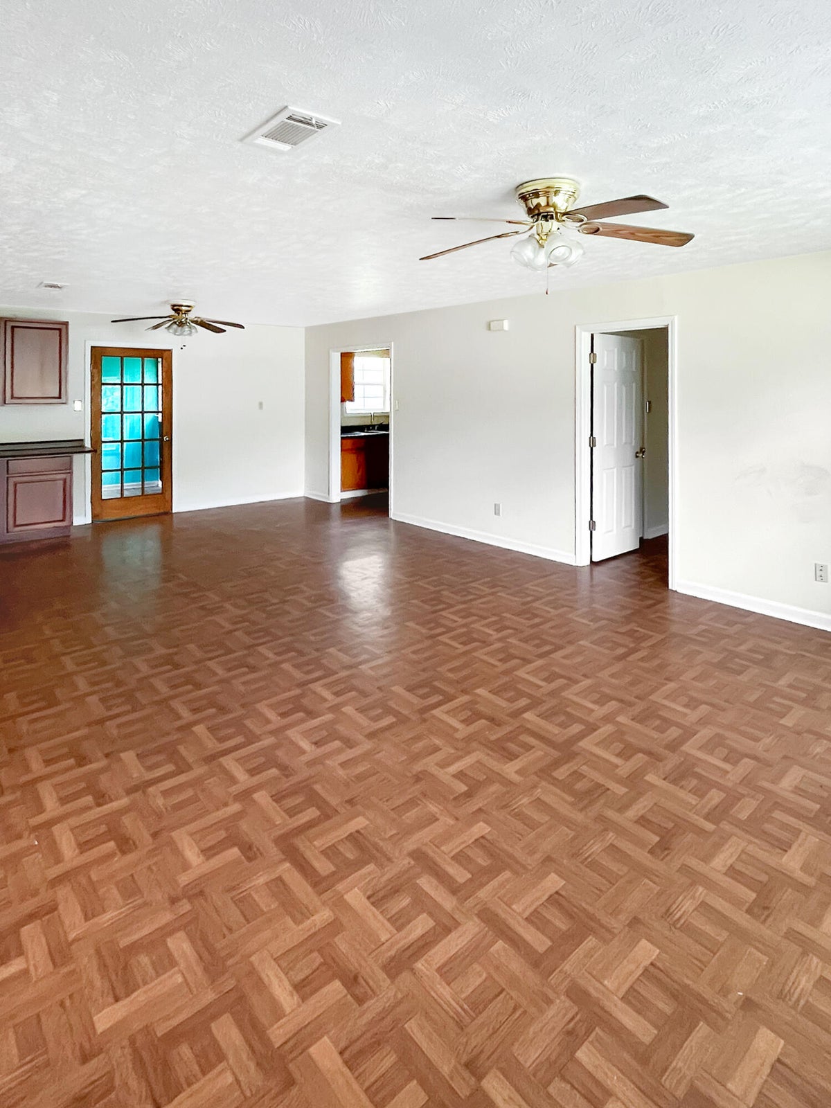 Allison St, Leesville, LA 71446 #1