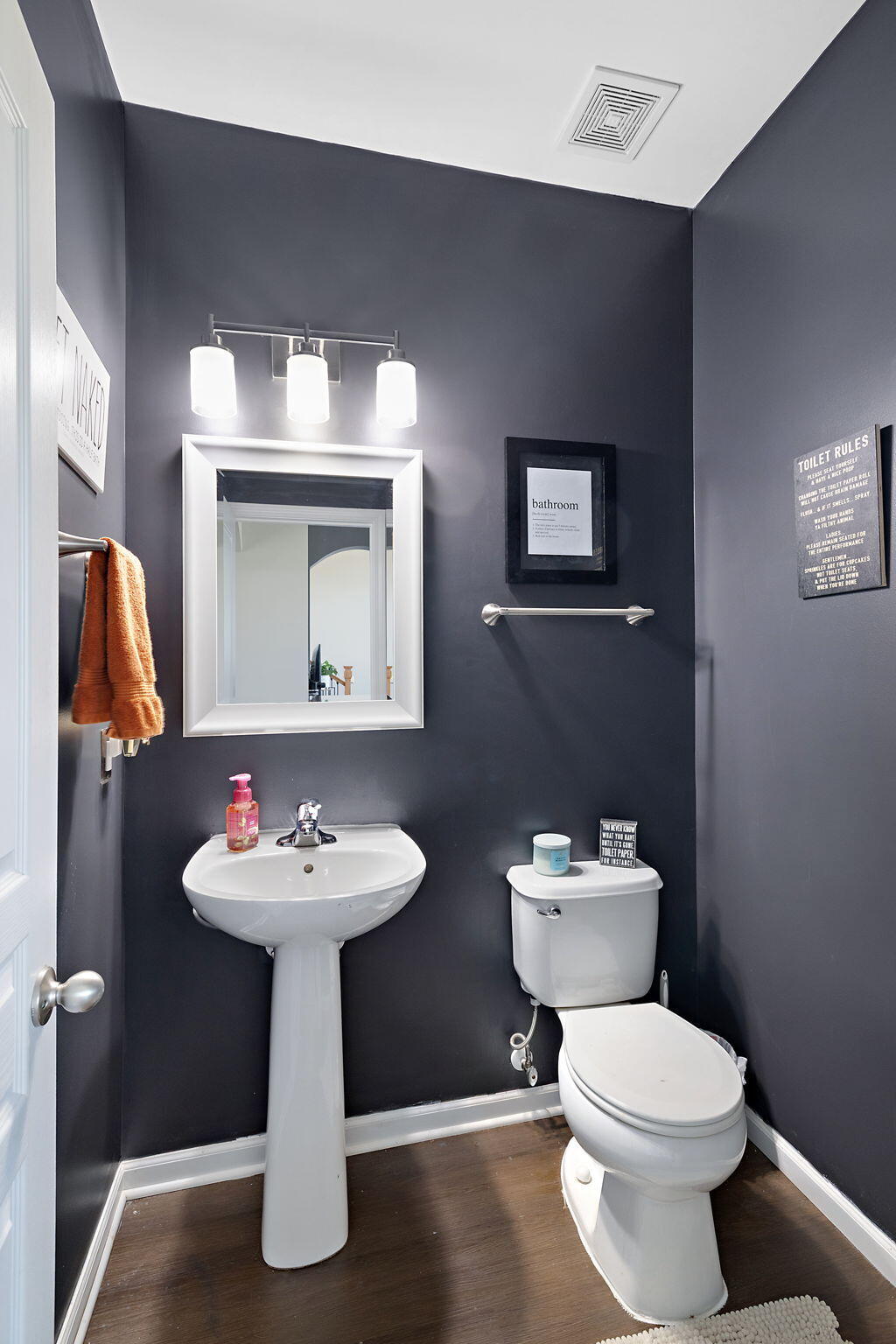 Crown Point, Indiana, 46307, United States, 5 Bedrooms Bedrooms, ,3 BathroomsBathrooms,Residential,For Sale,1956360