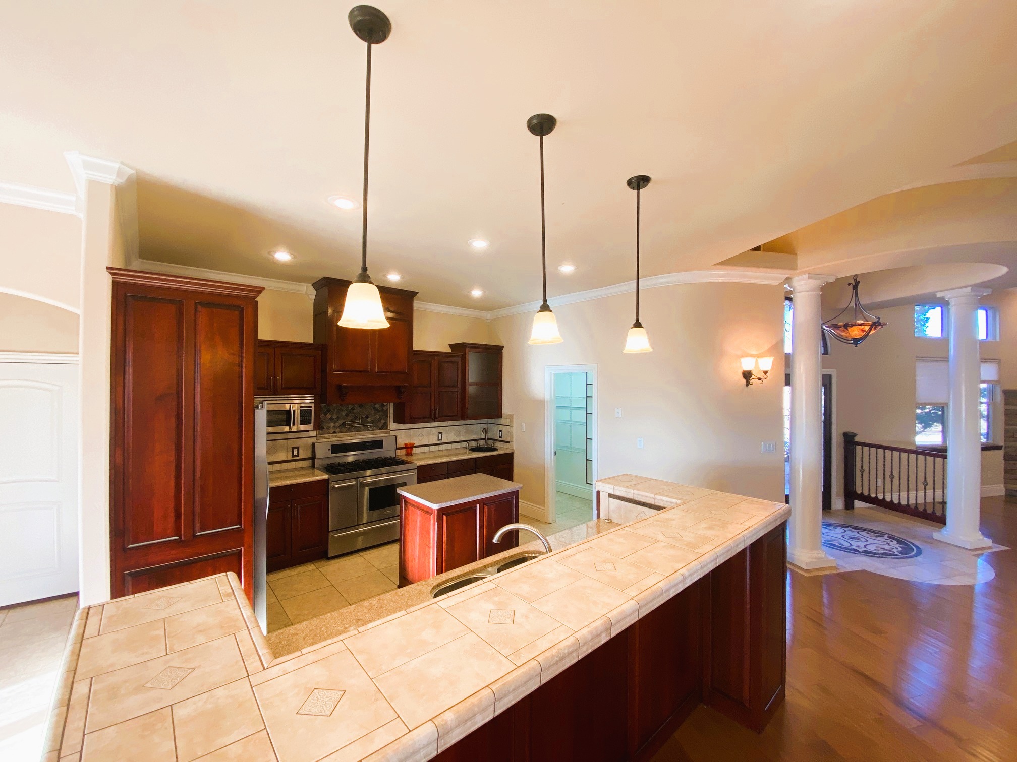 Farmington, New Mexico, 87402, United States, 4 Bedrooms Bedrooms, ,4 BathroomsBathrooms,Residential,For Sale,2005186