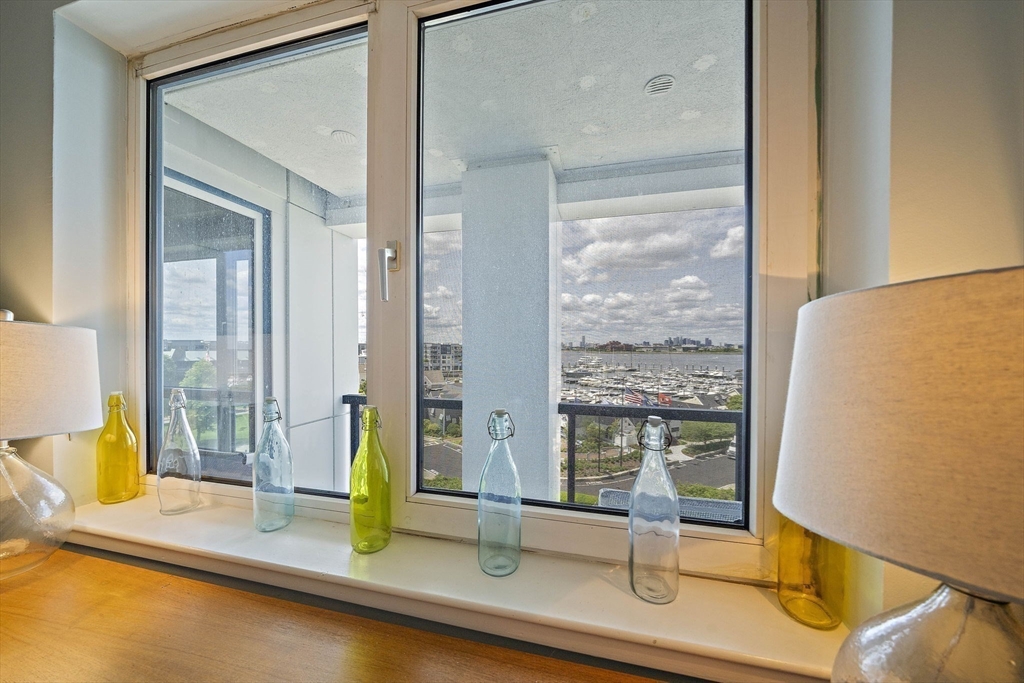 Quincy, Massachusetts, 02171, United States, 2 Bedrooms Bedrooms, ,2 BathroomsBathrooms,Residential,For Sale,1976883