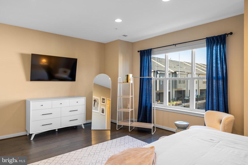 Brambleton, Virginia, 20148, United States, 3 Bedrooms Bedrooms, ,5 BathroomsBathrooms,Residential,For Sale,2005795