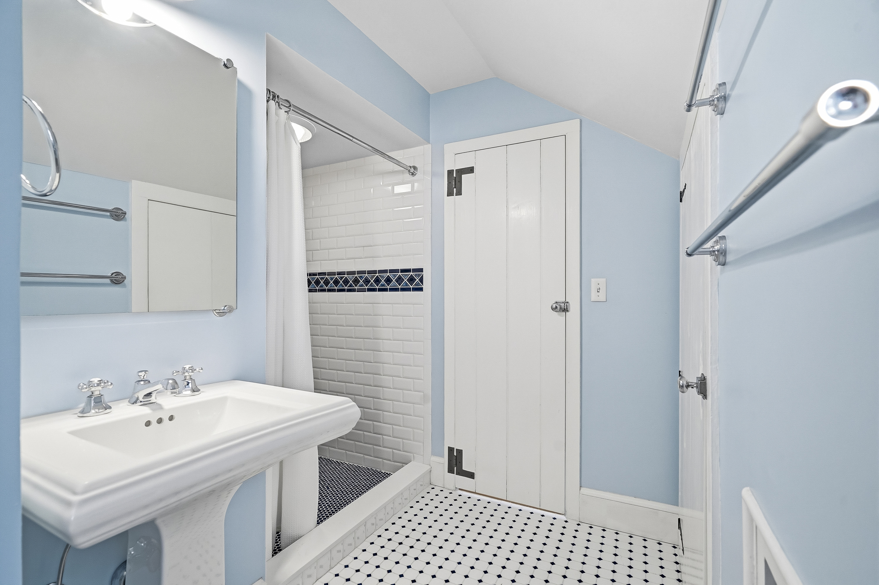  Rare chance to own a cherished piece of the historic Warburg Estate. - 物件實景