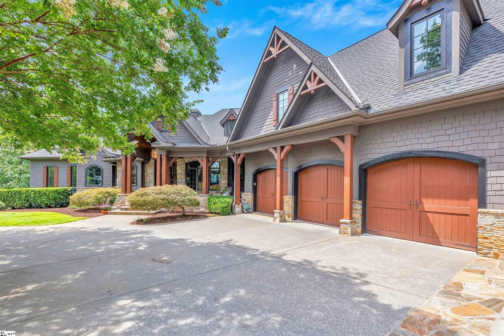 Marietta, South Carolina, 29661, United States, 4 Bedrooms Bedrooms, ,7 BathroomsBathrooms,Residential,For Sale,1940358