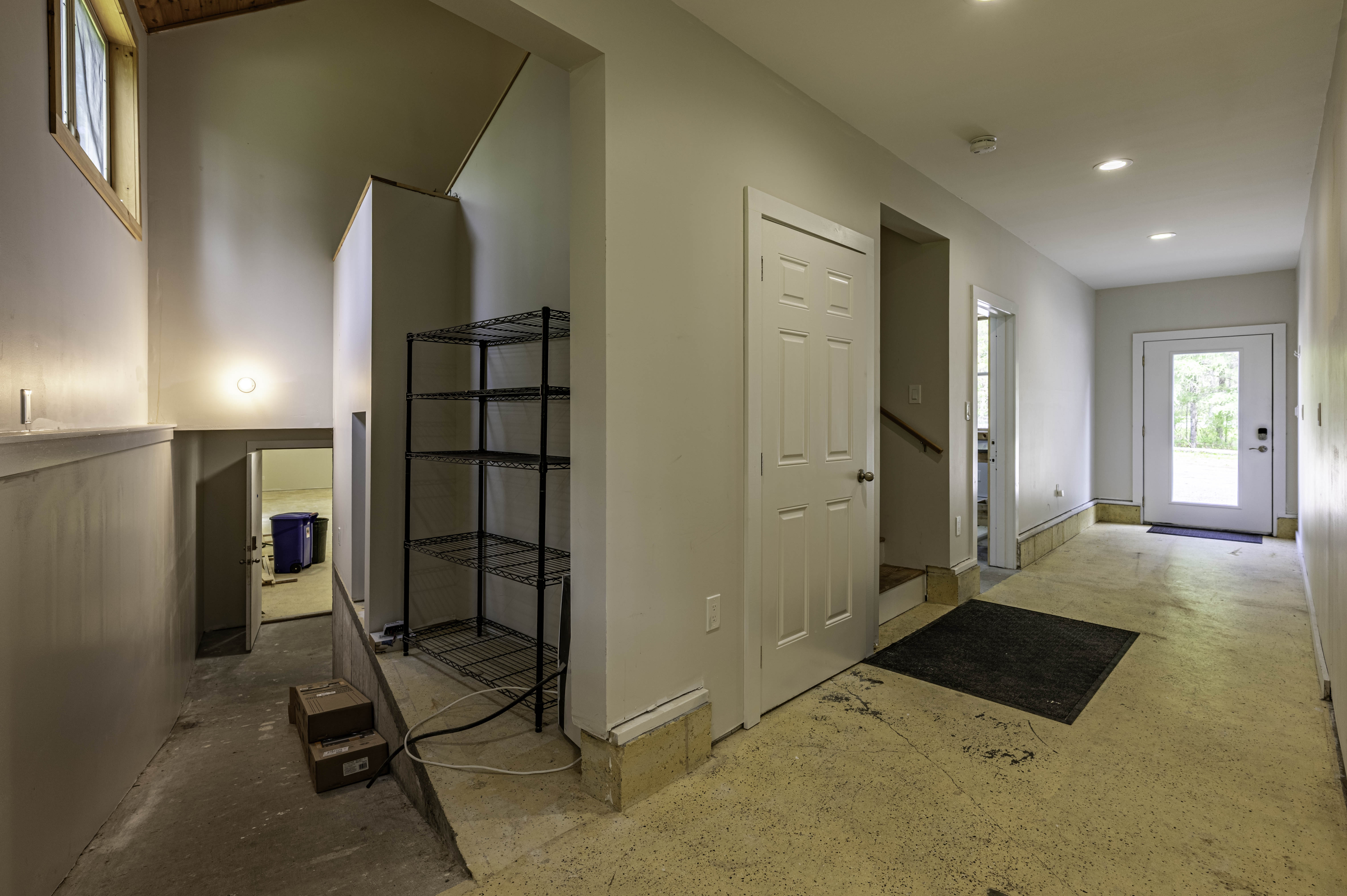  Ranch Style Home with Studio Apartment - 物件實景