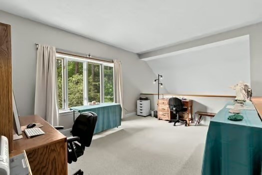 Duxbury, Massachusetts, 02232, United States, 2 Bedrooms Bedrooms, ,3 BathroomsBathrooms,Residential,For Sale,1839812