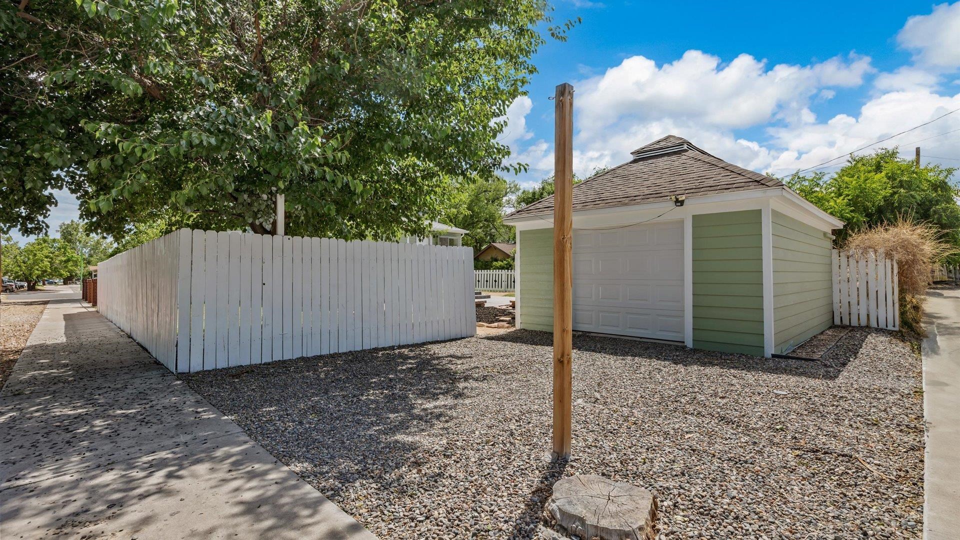 Grand Junction, Colorado, 81501, United States, 2 Bedrooms Bedrooms, ,2 BathroomsBathrooms,Residential,For Sale,1866831