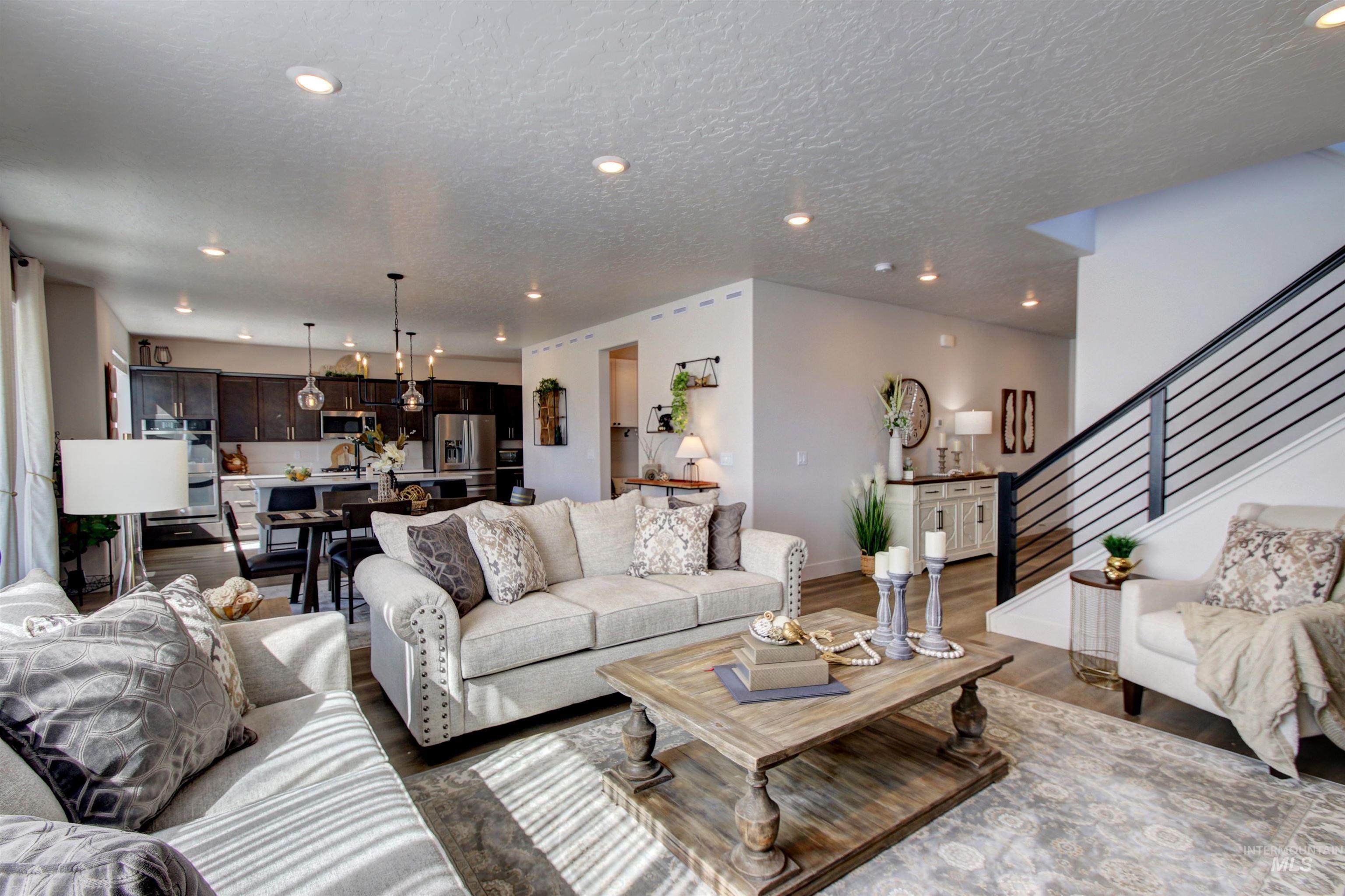 Meridian, Idaho, 83642, United States, 4 Bedrooms Bedrooms, ,Residential,For Sale,1911004