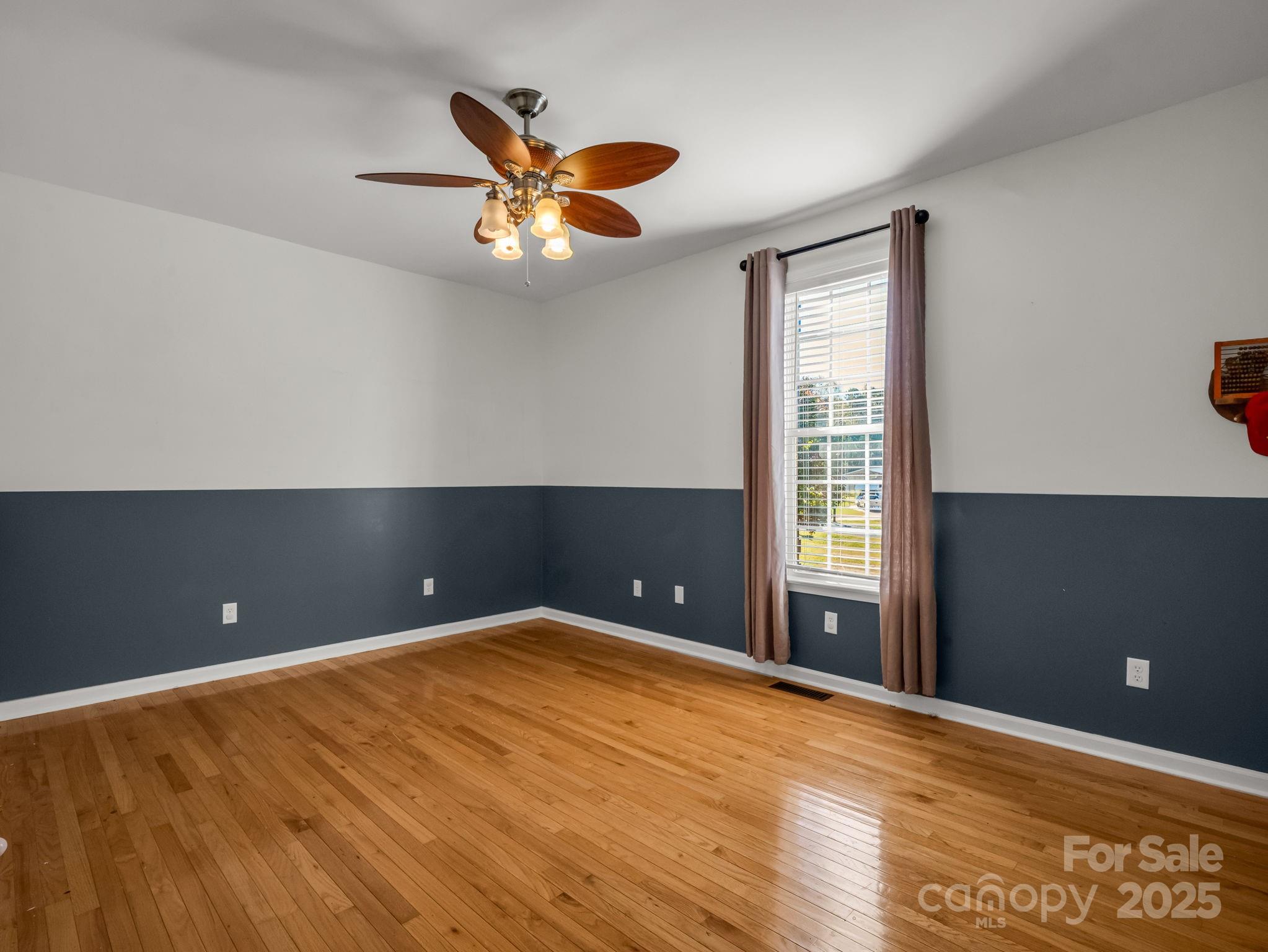 Shelby, North Carolina, 28152, United States, 3 Bedrooms Bedrooms, ,2 BathroomsBathrooms,Residential,For Sale,1969523