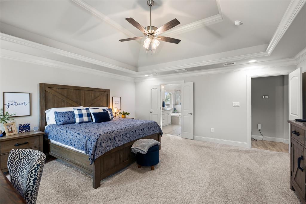 Granbury, Texas, 76049, United States, 4 Bedrooms Bedrooms, ,2 BathroomsBathrooms,Residential,For Sale,1983428