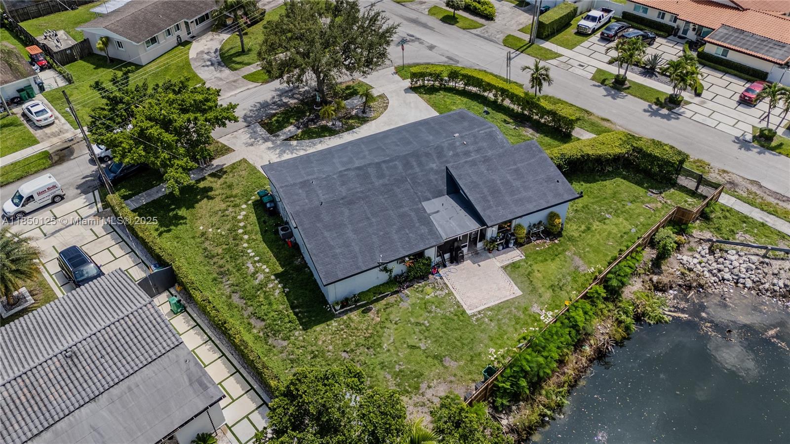 Miami, Florida, 33165, United States, 3 Bedrooms Bedrooms, ,2 BathroomsBathrooms,Residential,For Sale,1906706