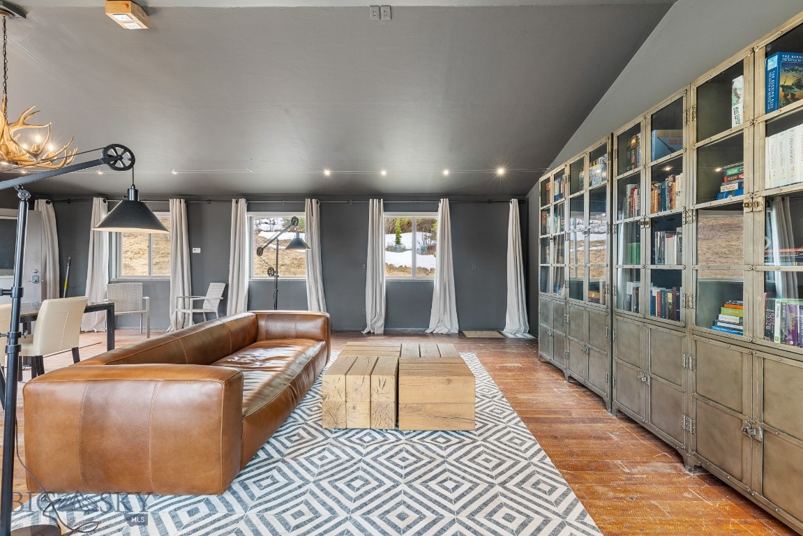 Bozeman, Montana, 59715, United States, 4 Bedrooms Bedrooms, ,5 BathroomsBathrooms,Residential,For Sale,1794934