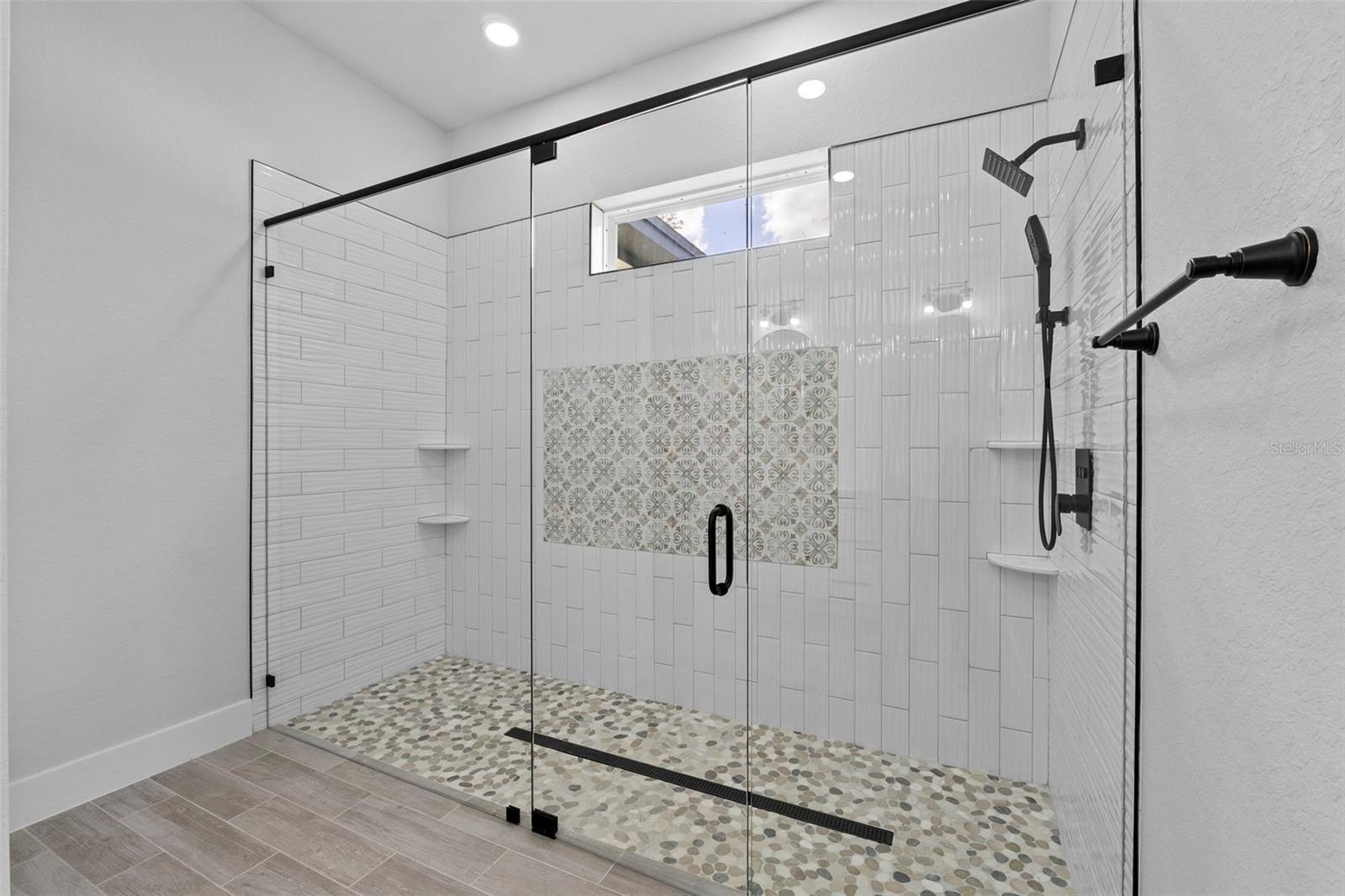 WINTER HAVEN, Florida, 33884, United States, 3 Bedrooms Bedrooms, ,3 BathroomsBathrooms,Residential,For Sale,1976731