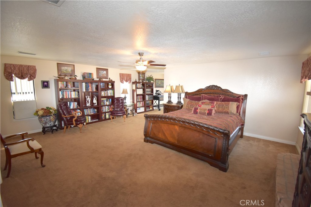 Apple Valley, California, 92308, United States, 5 Bedrooms Bedrooms, ,4 BathroomsBathrooms,Residential,For Sale,1941981