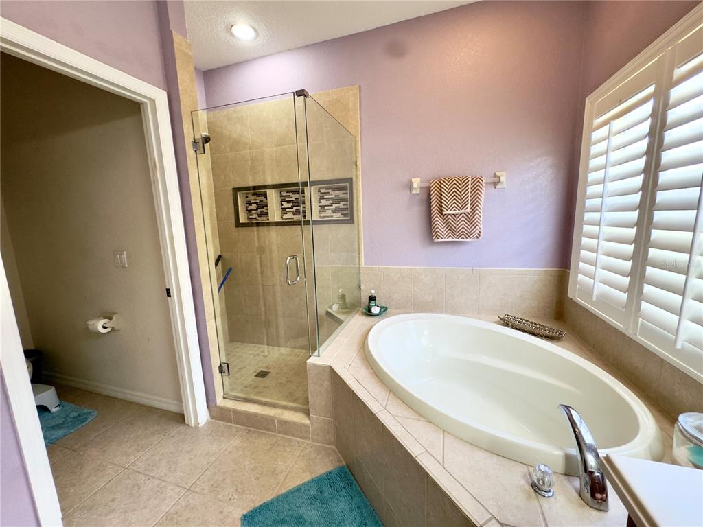 Venice, Florida, 34292, United States, 4 Bedrooms Bedrooms, ,3 BathroomsBathrooms,Residential,For Sale,1897383
