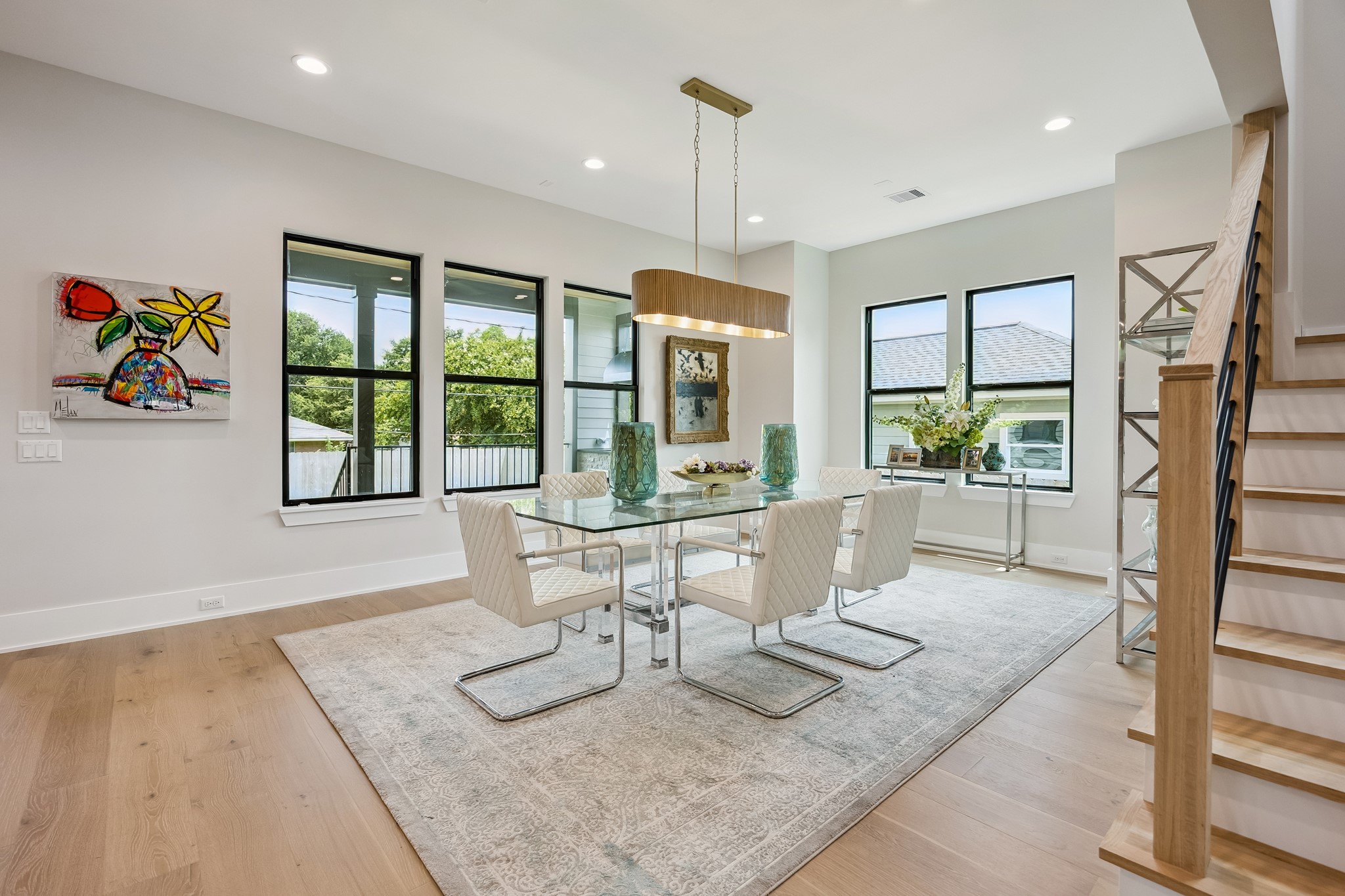  2214 Chantilly Lane - 物件實景