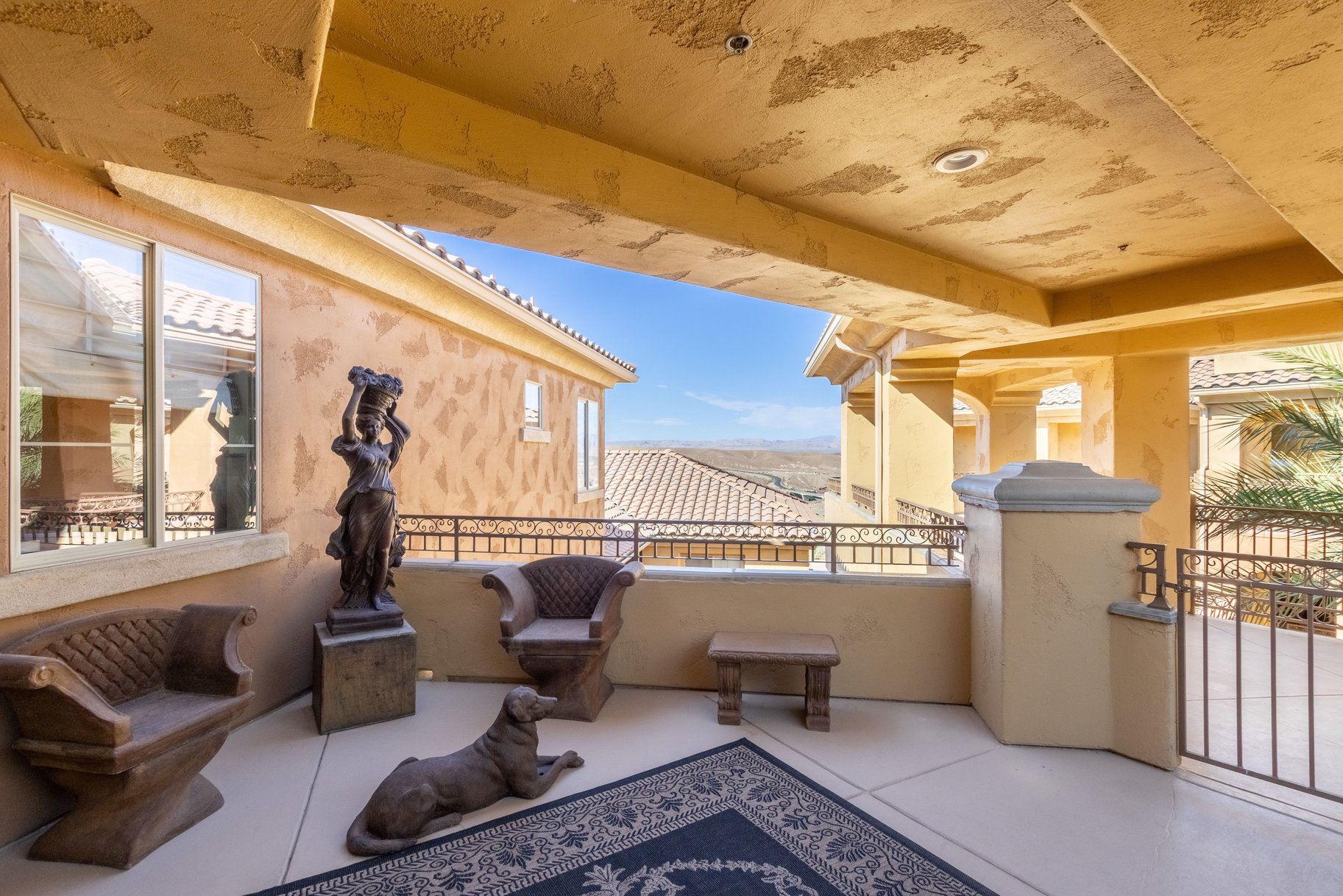  Lake Las Vegas Furnished 3 Beds, 3 Bath With Den Penthouse & Lake Views - 物件實景