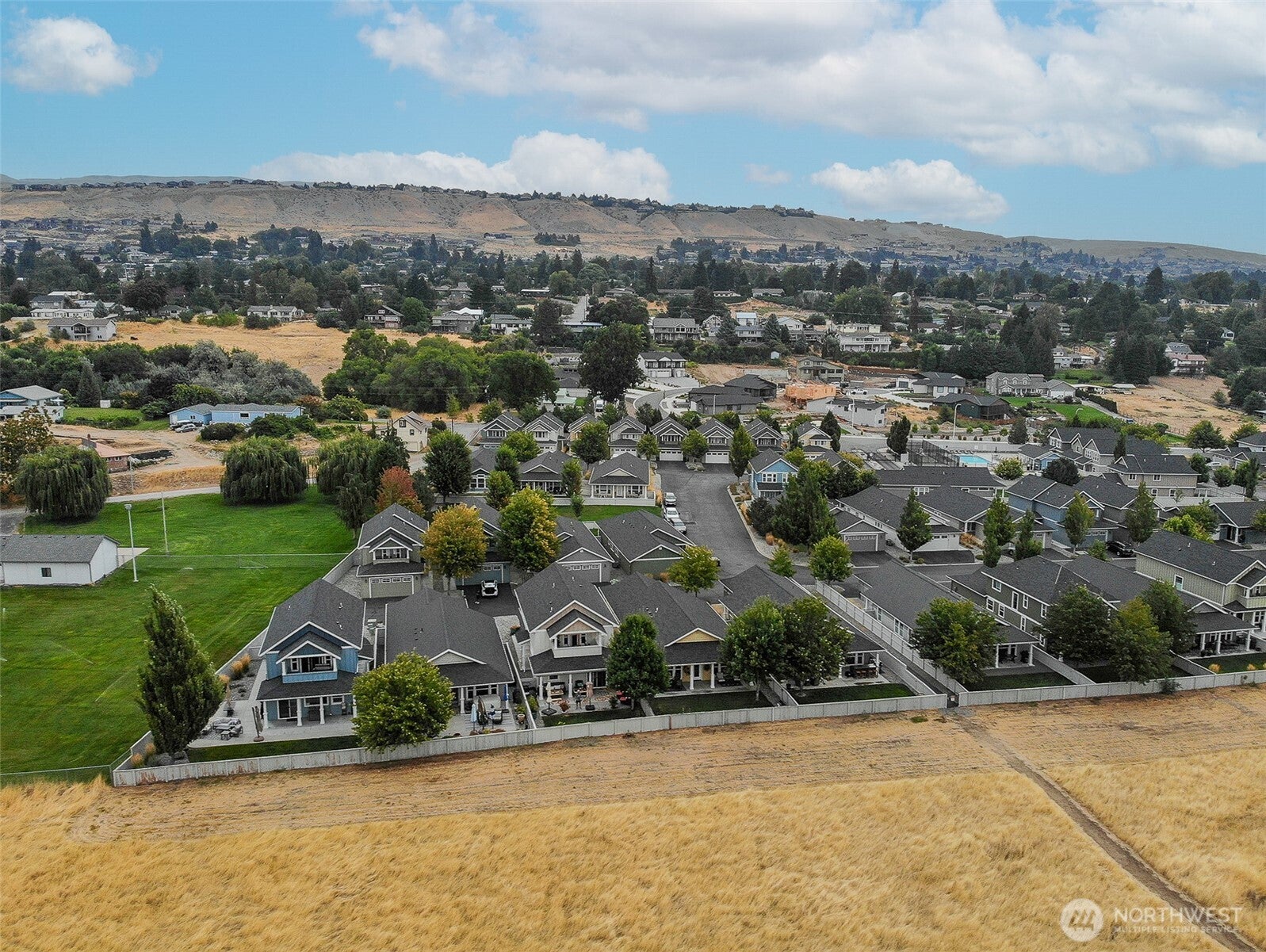 East Wenatchee, Washington, 98802, United States, 3 Bedrooms Bedrooms, ,1 BathroomBathrooms,Residential,For Sale,1934190