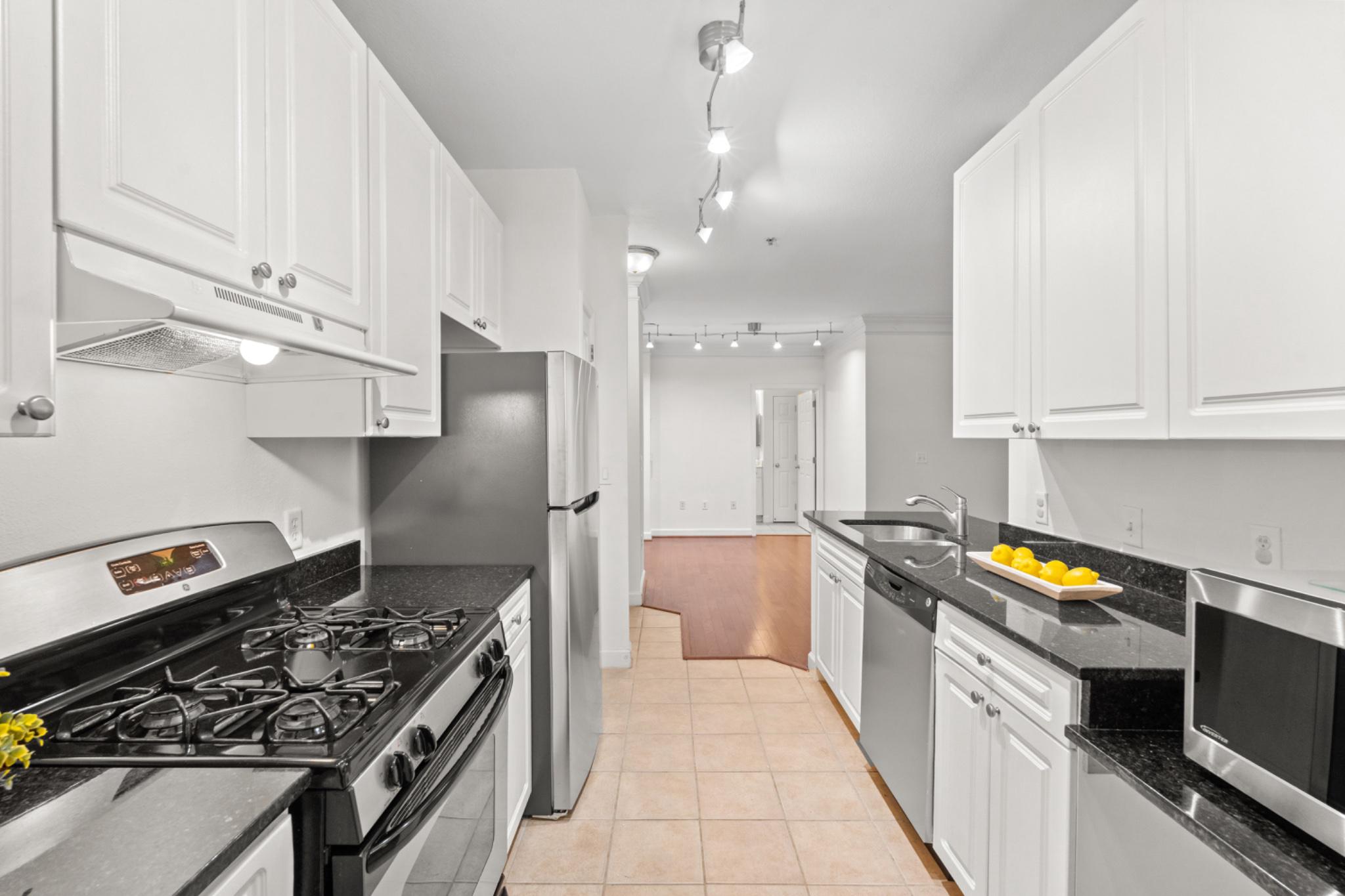  501 Hungerford Drive, Rockville, MD, 20850 - 物件實景