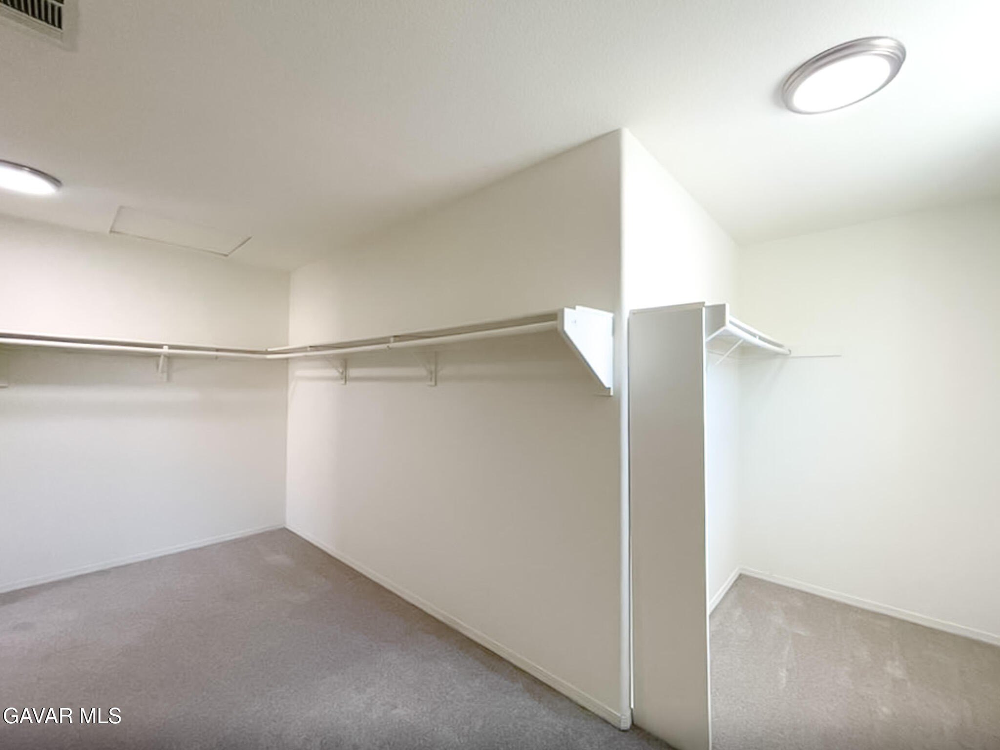 Palmdale, California, 93551, United States, 5 Bedrooms Bedrooms, ,3 BathroomsBathrooms,Residential,For Sale,1976435