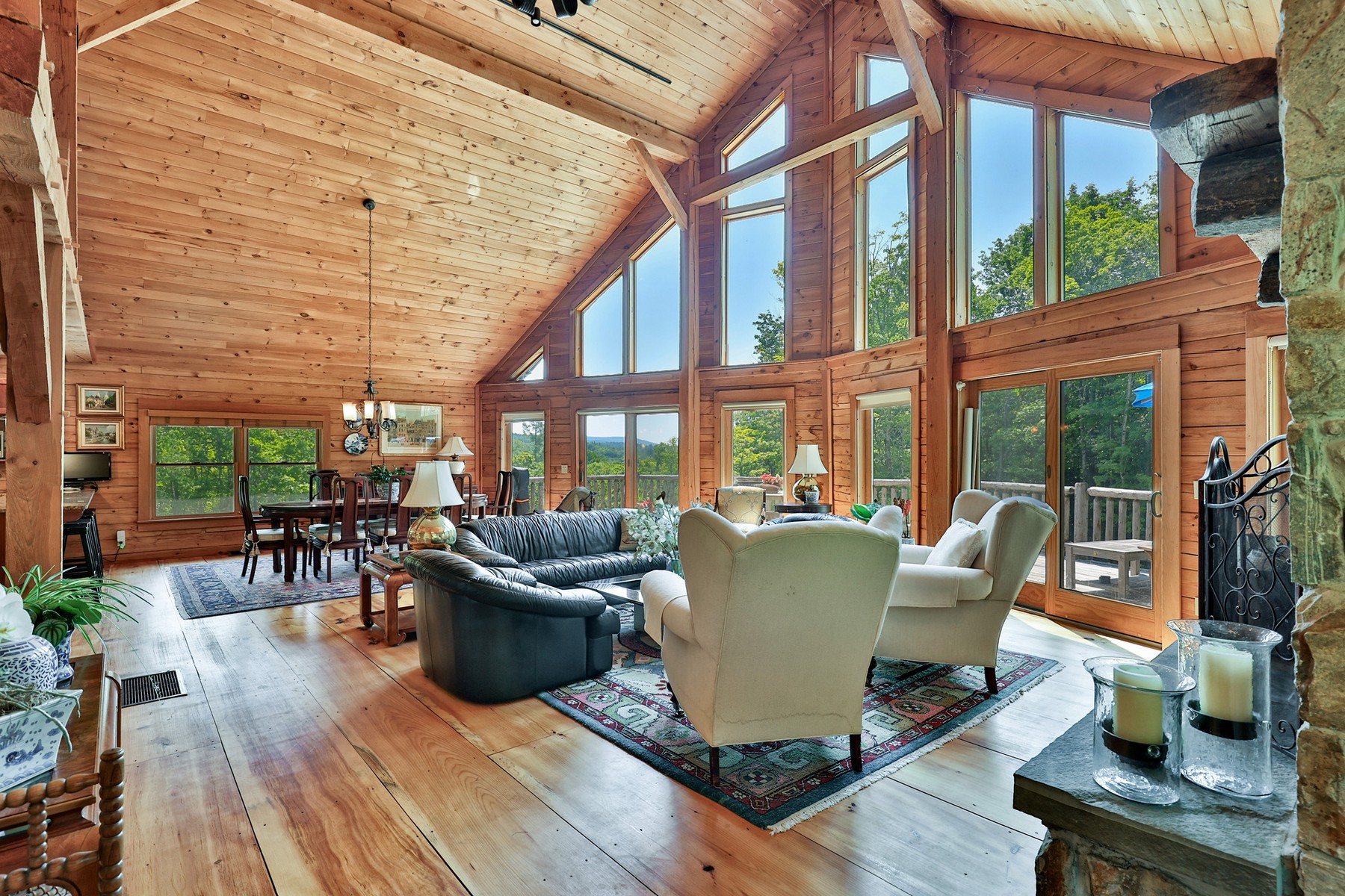  415 Crown Point Road - 物件實景