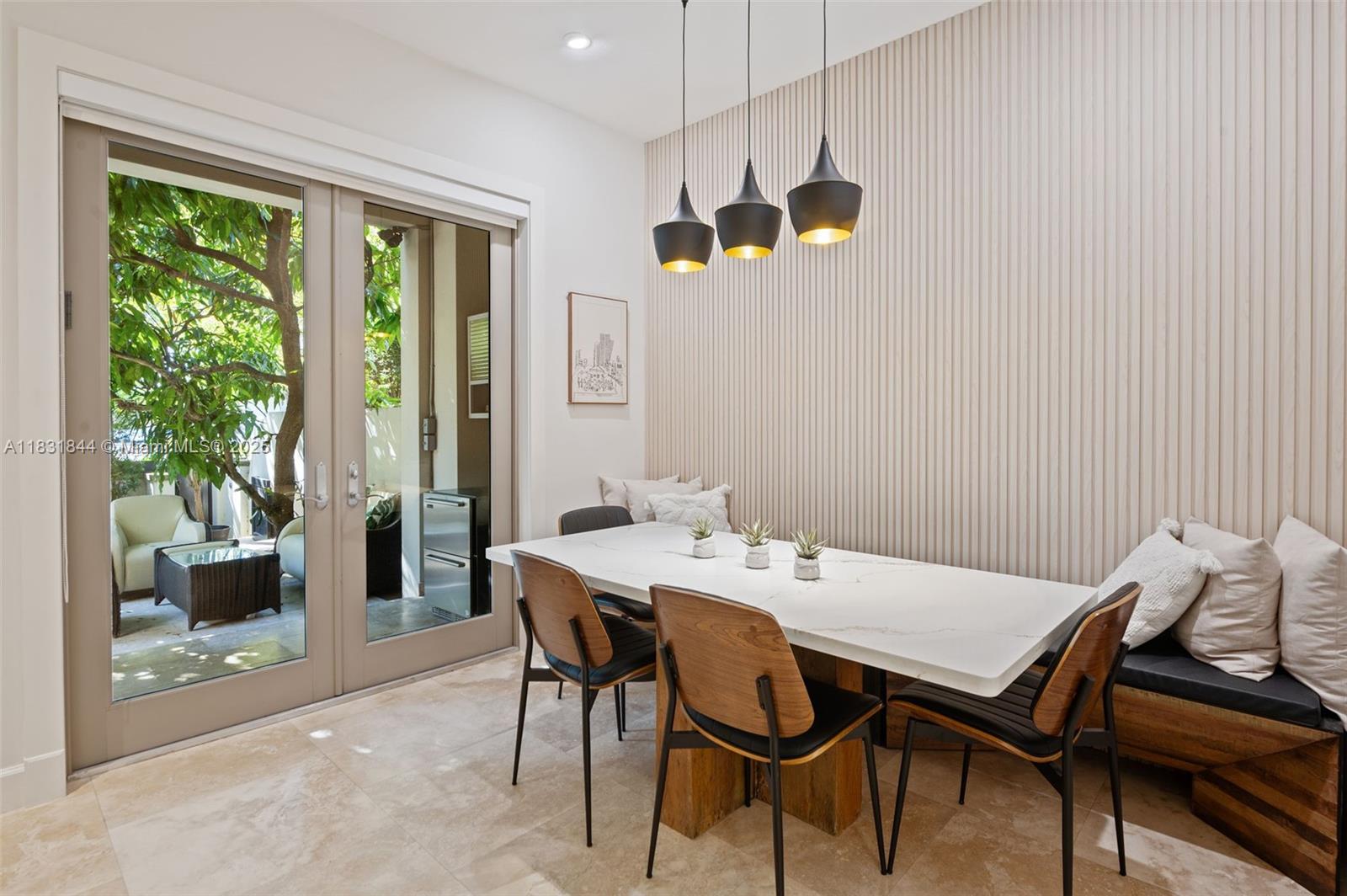 Miami, Florida, 33143, United States, 3 Bedrooms Bedrooms, ,4 BathroomsBathrooms,Residential,For Sale,1885416