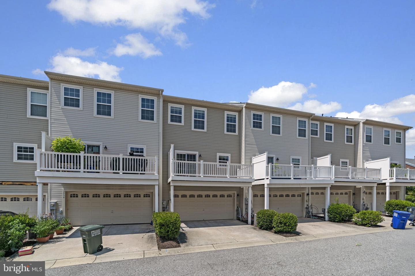 Elkridge, Maryland, 21075, United States, 4 Bedrooms Bedrooms, ,4 BathroomsBathrooms,Residential,For Sale,1940277