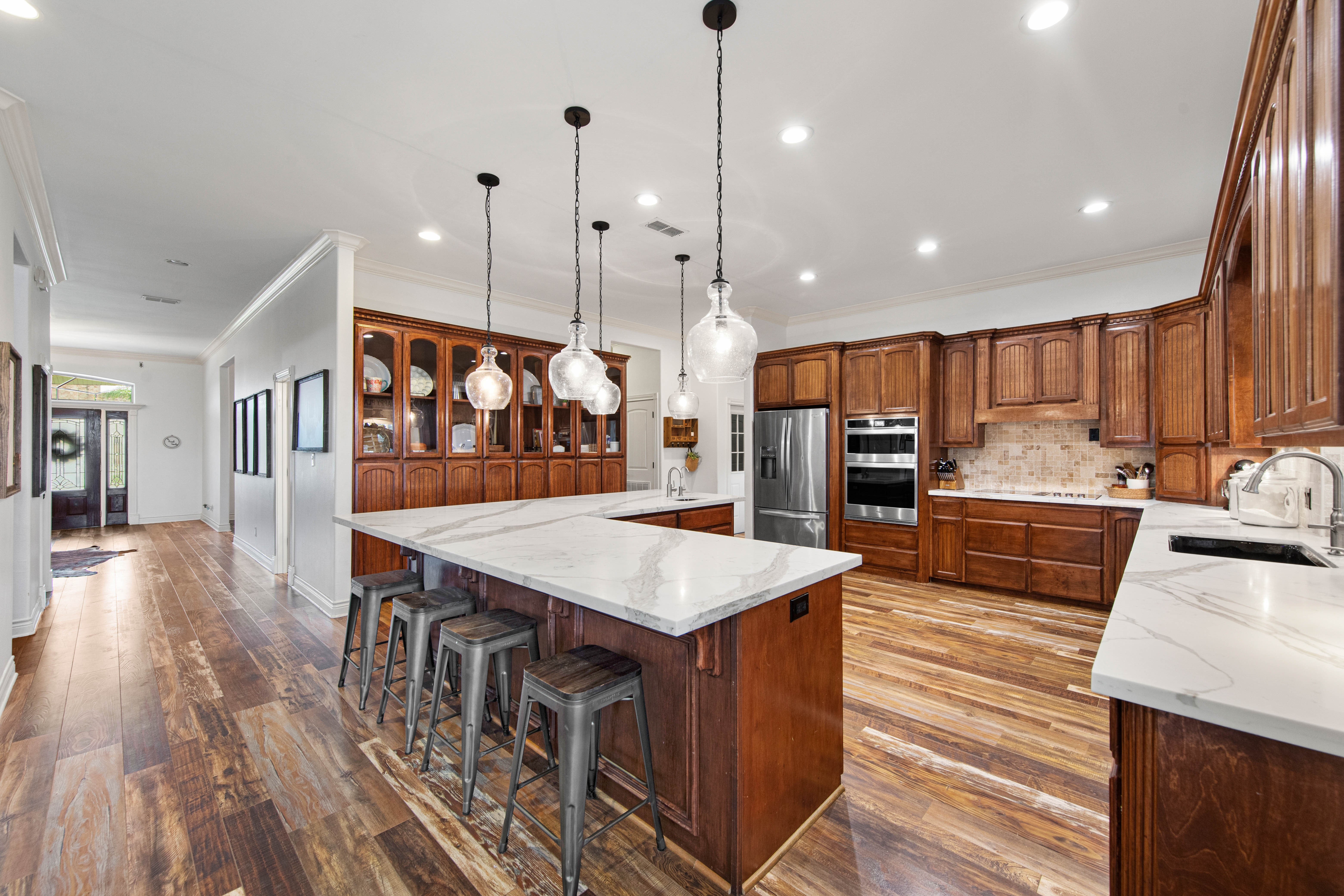 14847 Valencia Circle South, Harlingen, Texas, 78552, United States, 5 Bedrooms Bedrooms, ,7 BathroomsBathrooms,Residential,For Sale,14847 Valencia Circle South,1683740