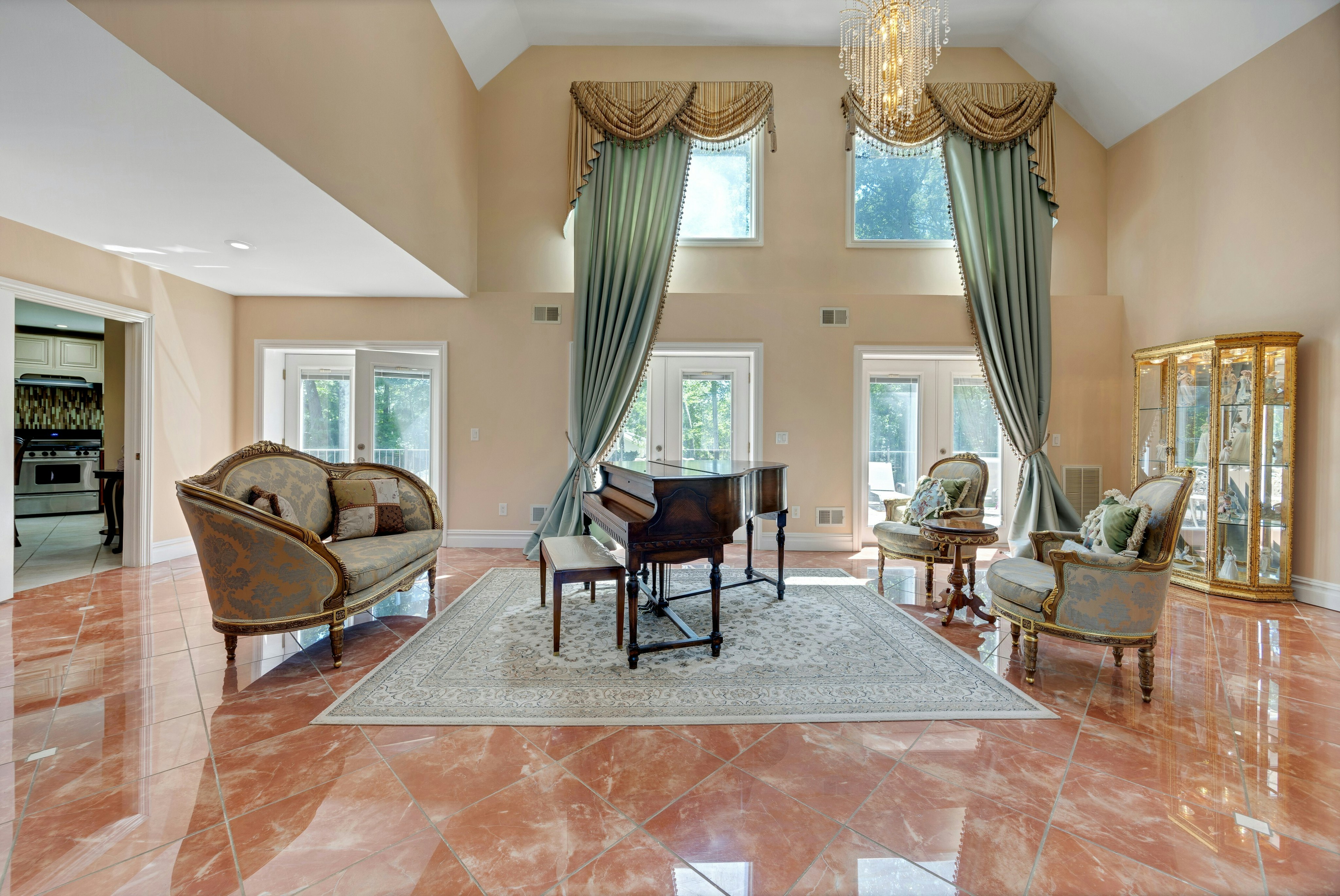  252 Mabel Place, Franklin Lakes, NJ 07417 - 物件實景