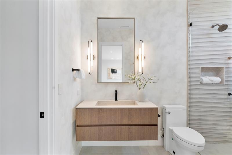 Fort Lauderdale, Florida, 33306, United States, 6 Bedrooms Bedrooms, ,8 BathroomsBathrooms,Residential,For Sale,1958113