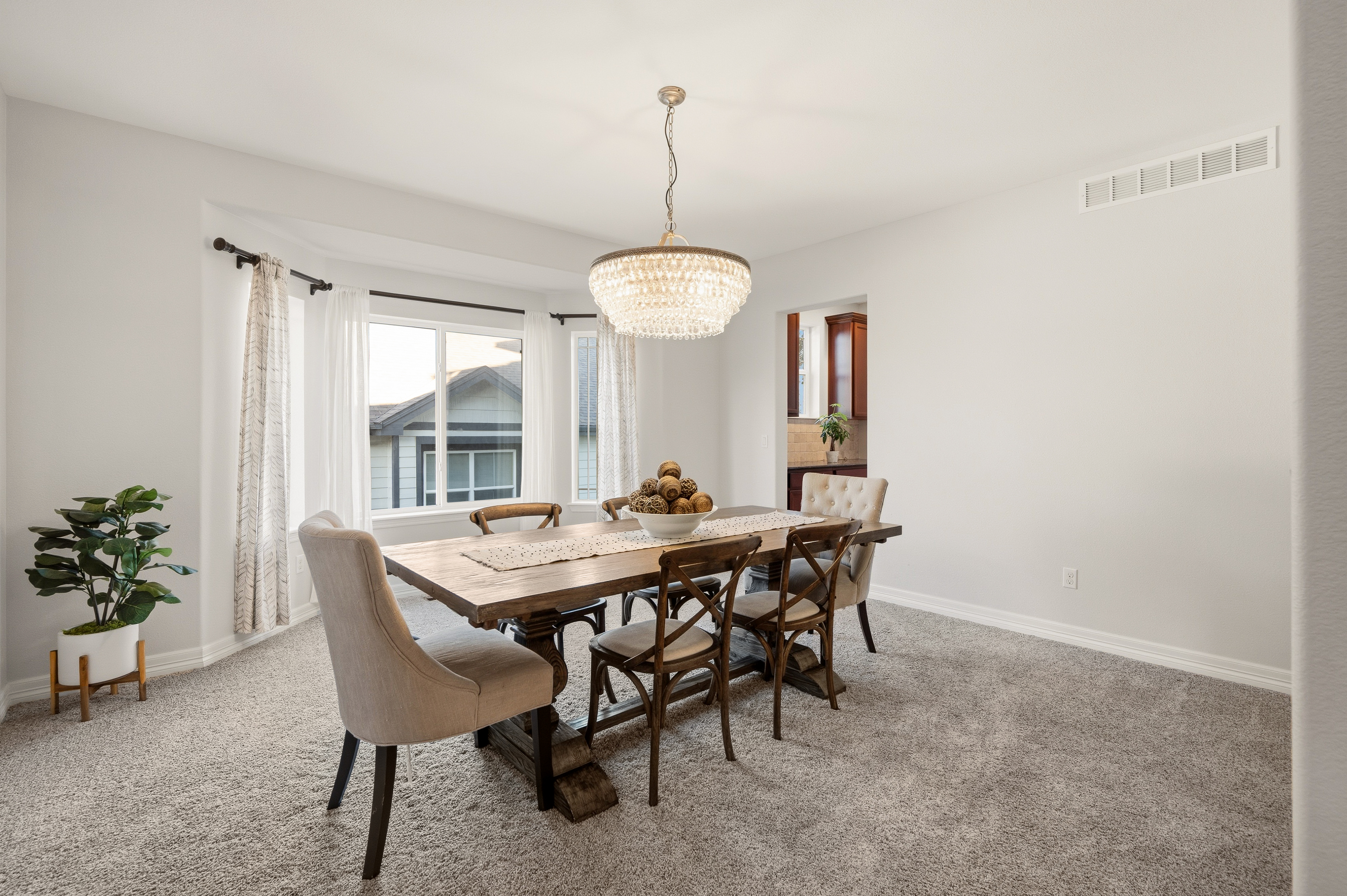  Red Hawk Ridge Fairway Home with Massive Island Kitchen & Walk-Out Golf Entertai - 物件實景
