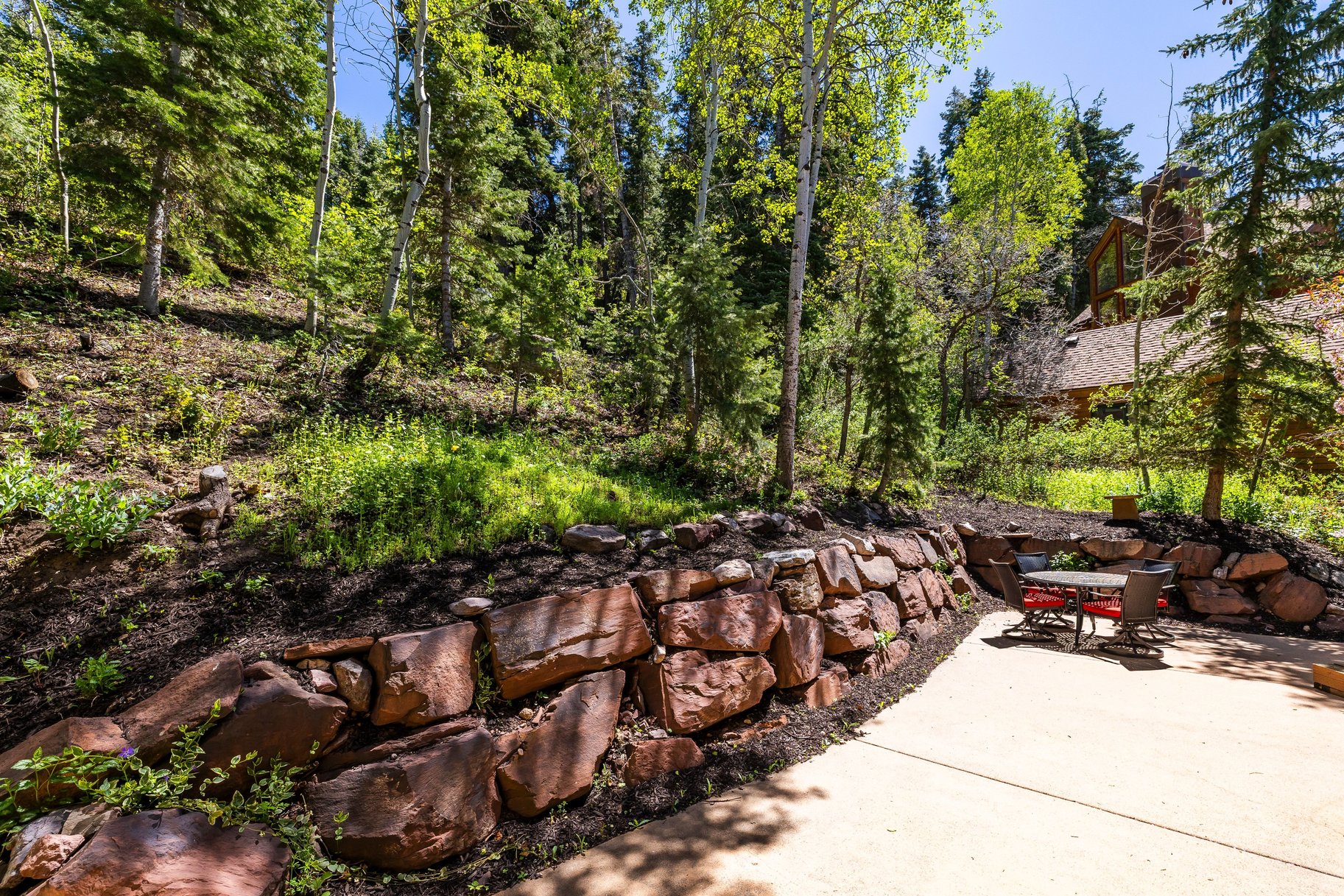  Nature-Inspired Living in the Heart of Park City